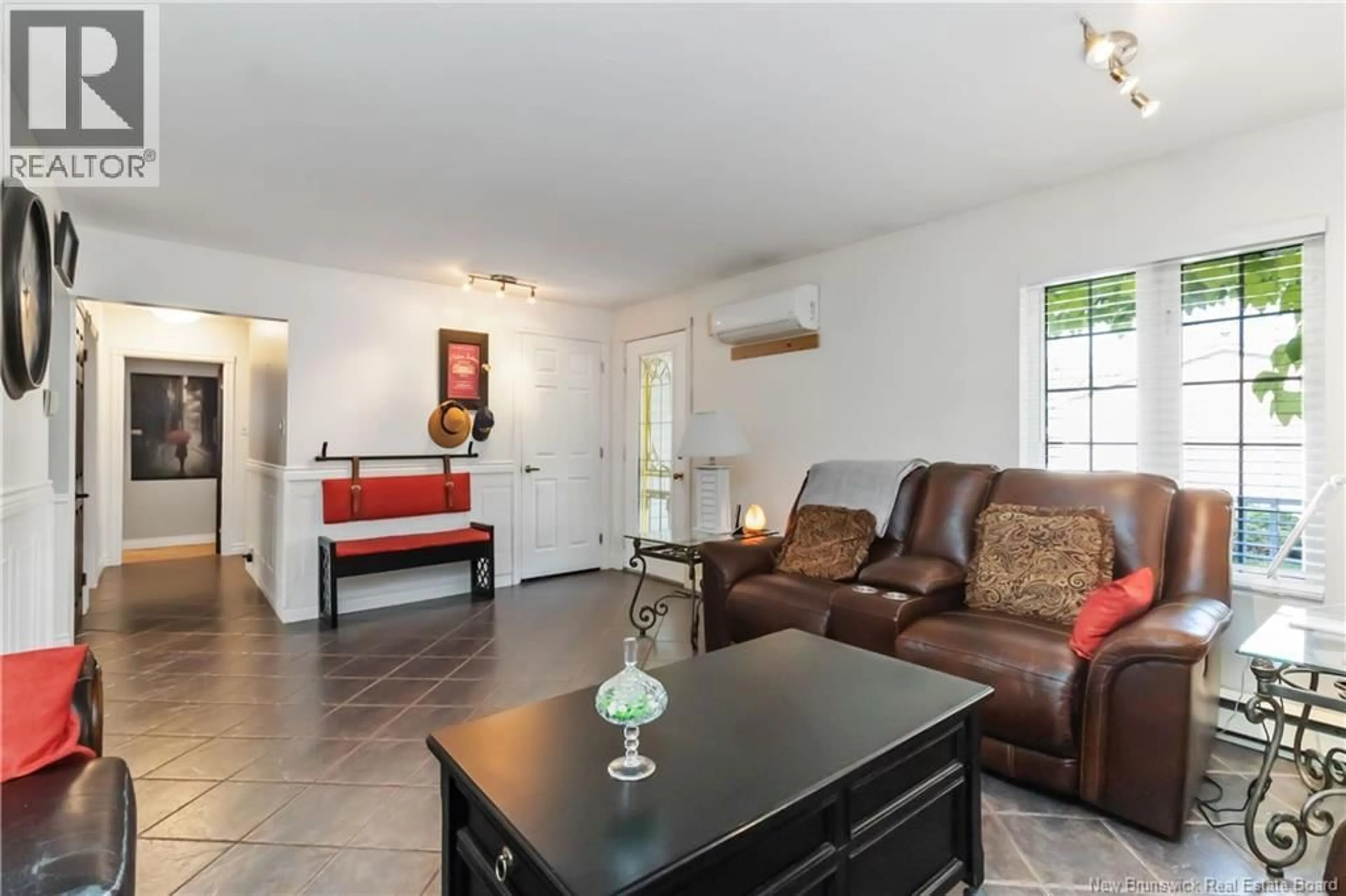 Living room with furniture, unknown for 892 SAINT-ANDRÉ ROAD, Saint-Andre-LeBlanc New Brunswick E4P6E9