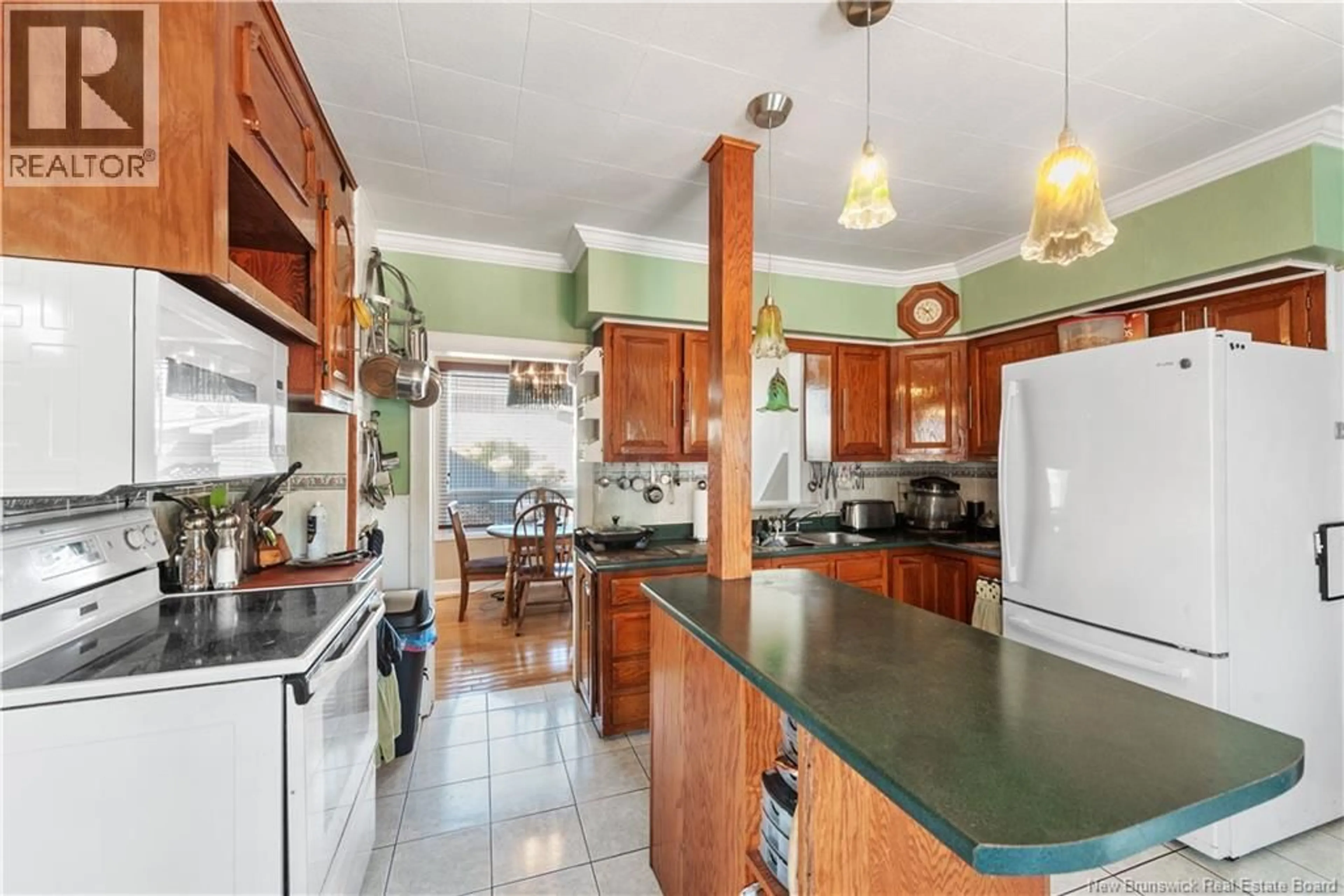 Standard kitchen, ceramic/tile floor for 113 KILLAM DRIVE, Moncton New Brunswick E1C3R9