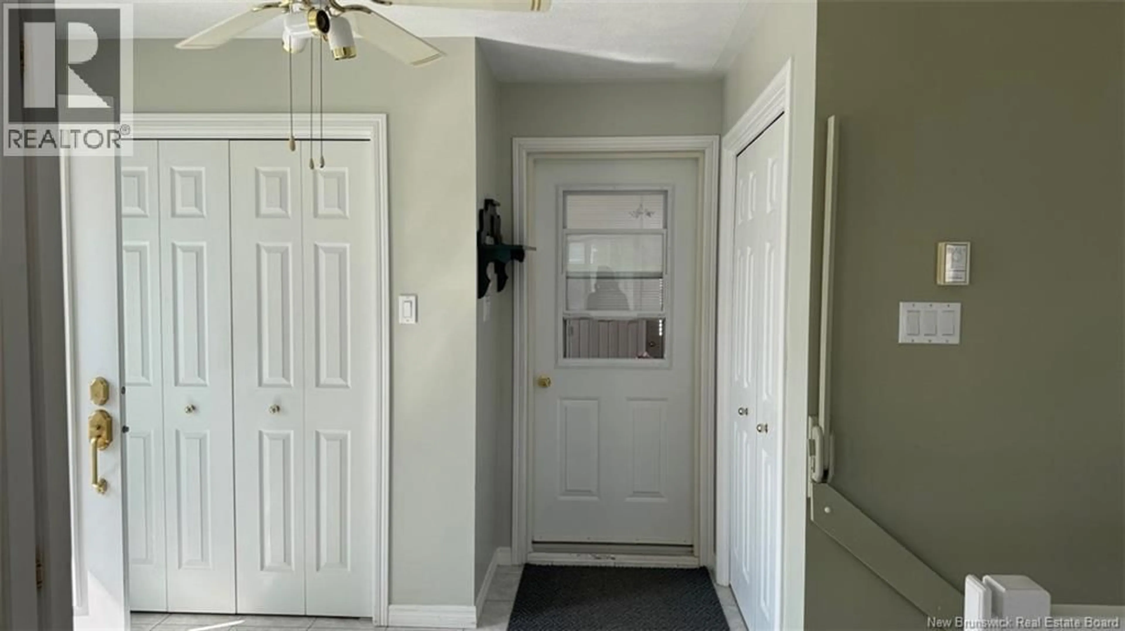 Indoor entryway for 61 RESERVOIR STREET, Grand Falls New Brunswick E3Y1C4