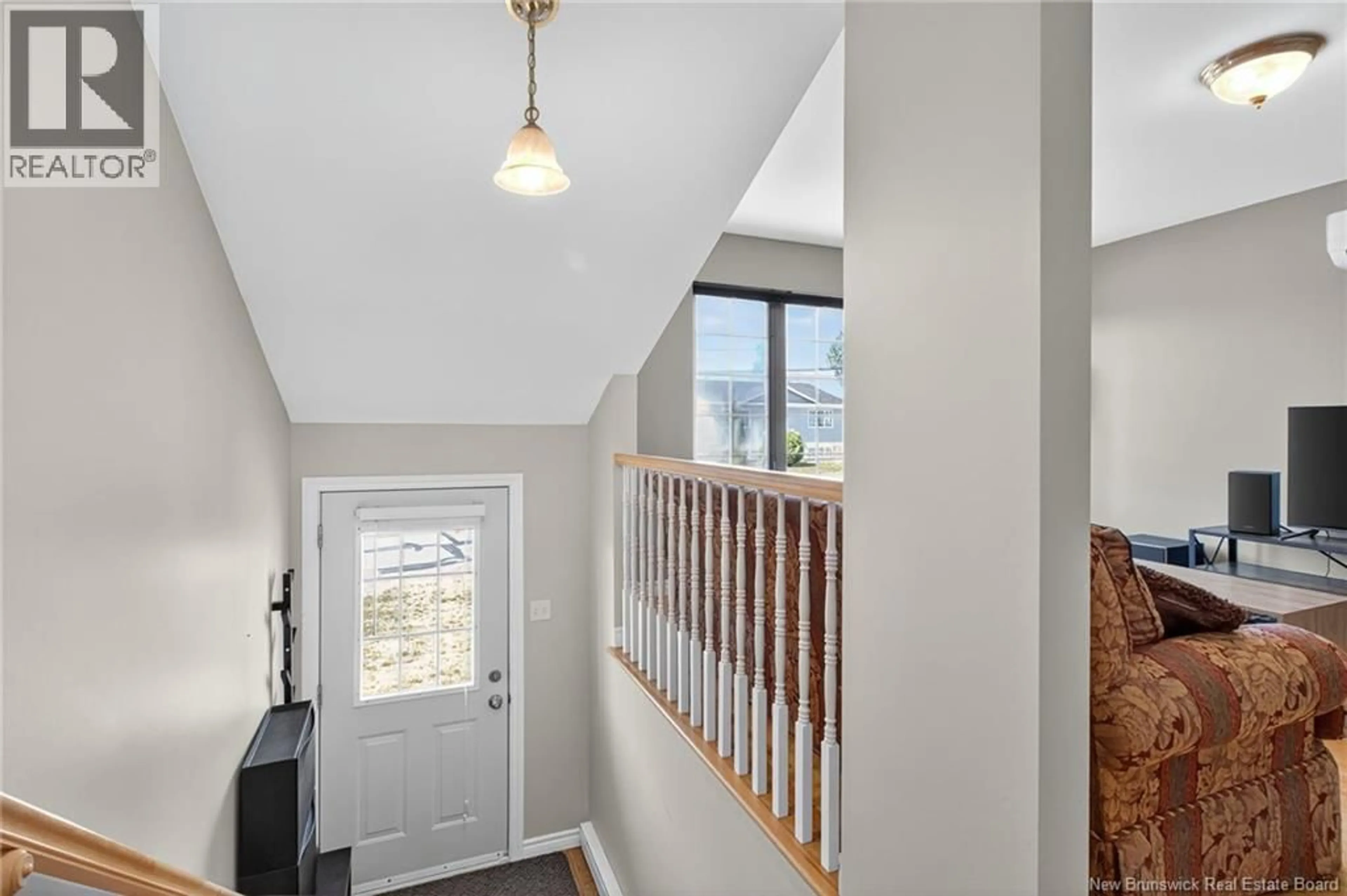 Indoor entryway for 99 PENROSE STREET, Moncton New Brunswick E1E4W5