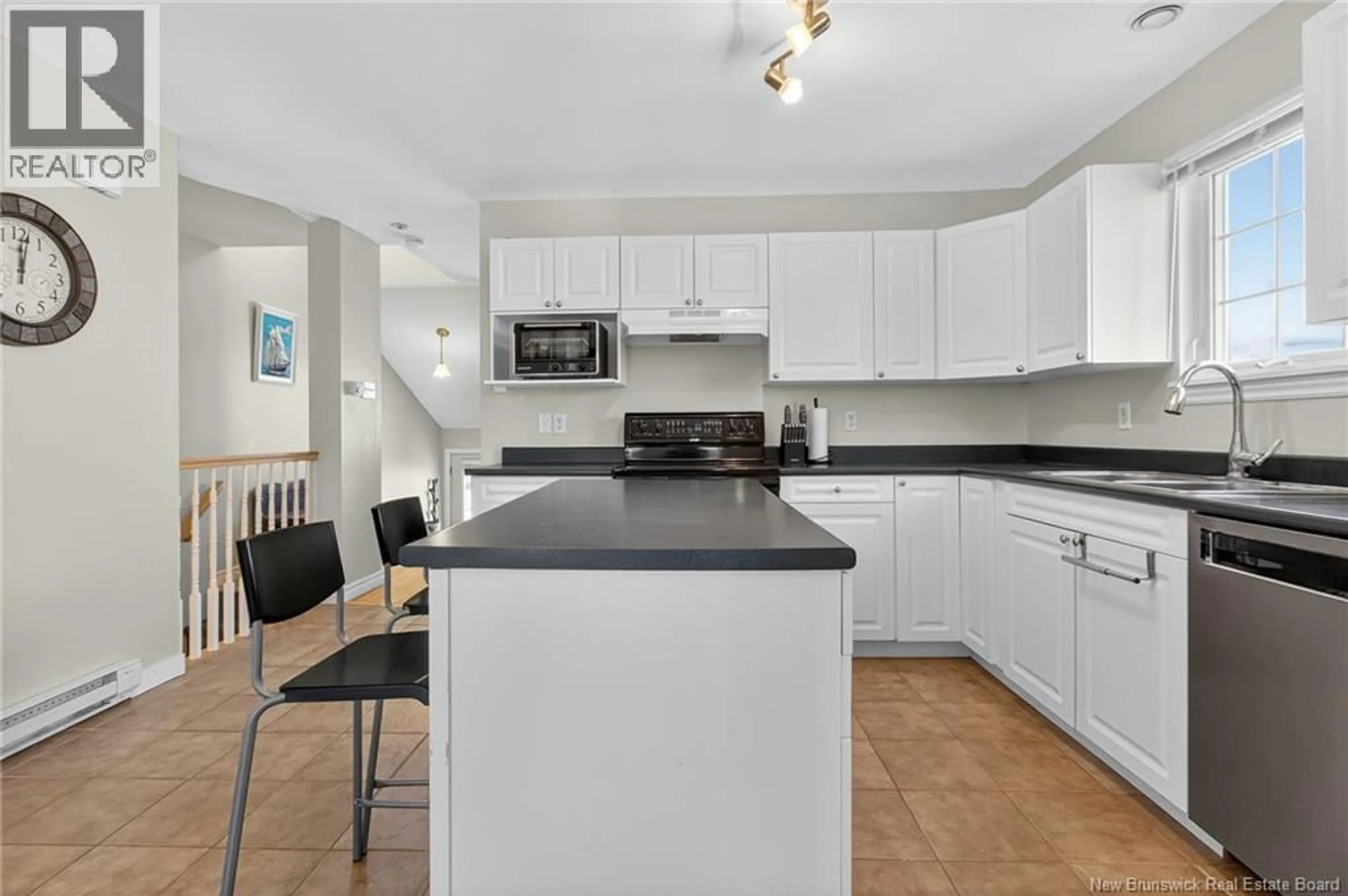 Standard kitchen, ceramic/tile floor for 99 PENROSE STREET, Moncton New Brunswick E1E4W5