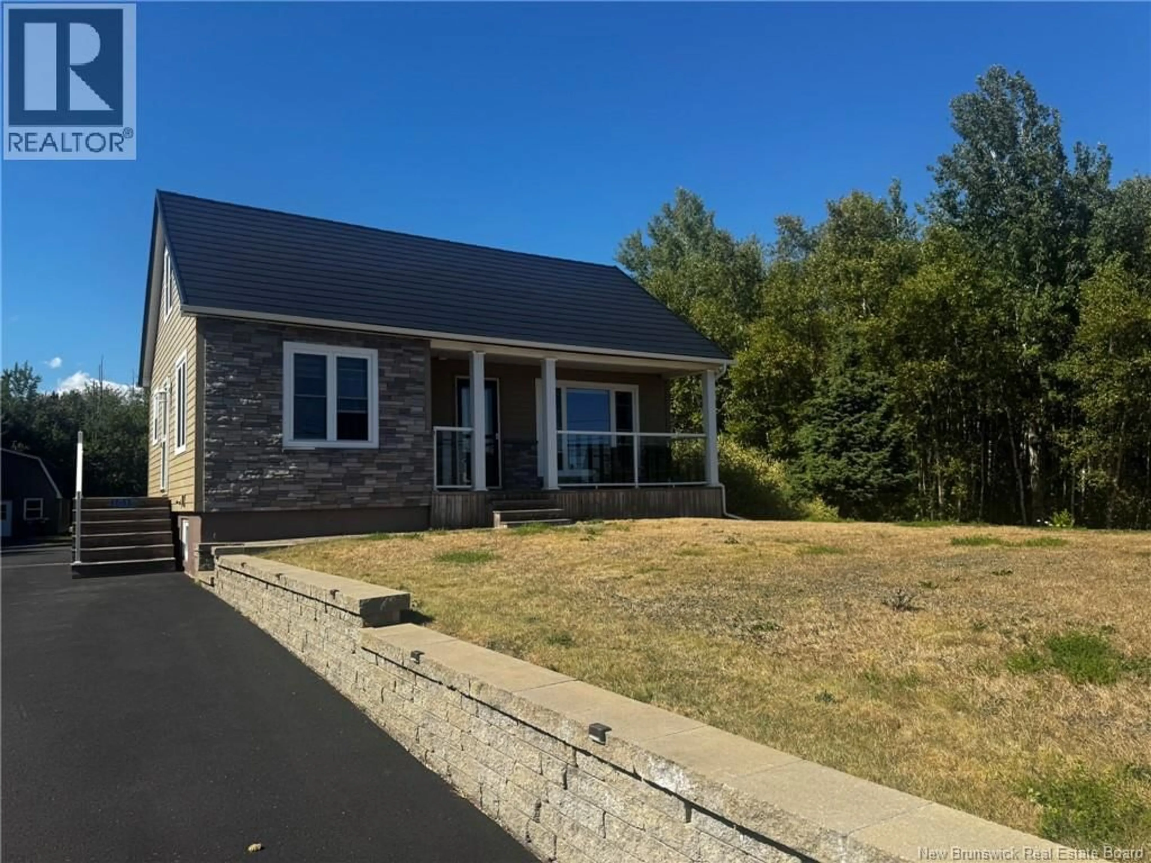 Home with vinyl exterior material, street for 1015 PRINCIPALE STREET, Neguac New Brunswick E9G4K3