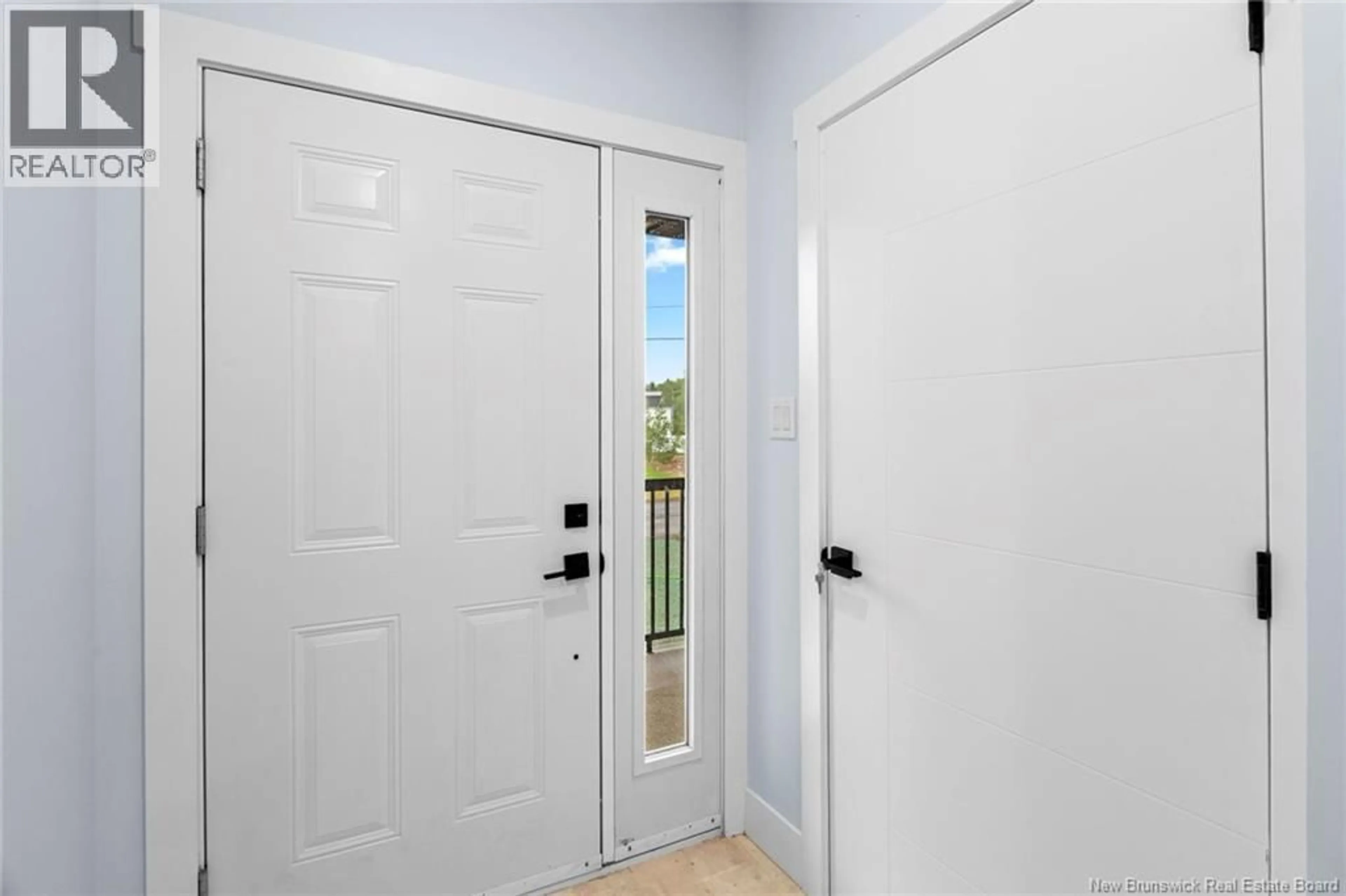 Indoor entryway for 34 WINTERBERRY DRIVE, Fredericton New Brunswick E3C0C3