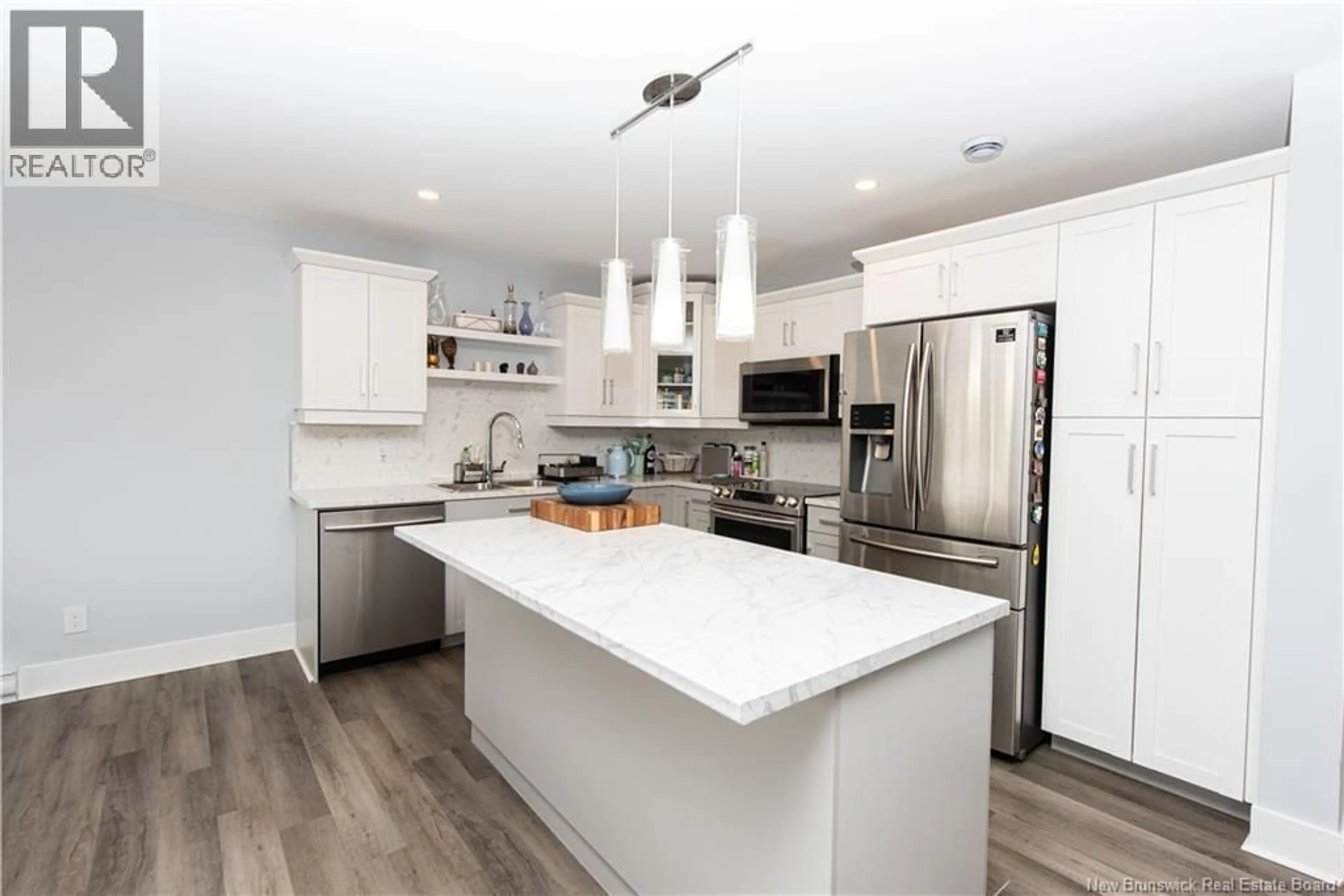 Contemporary kitchen, unknown for 24 SATLEVILLE, Riverview New Brunswick E1B0W2