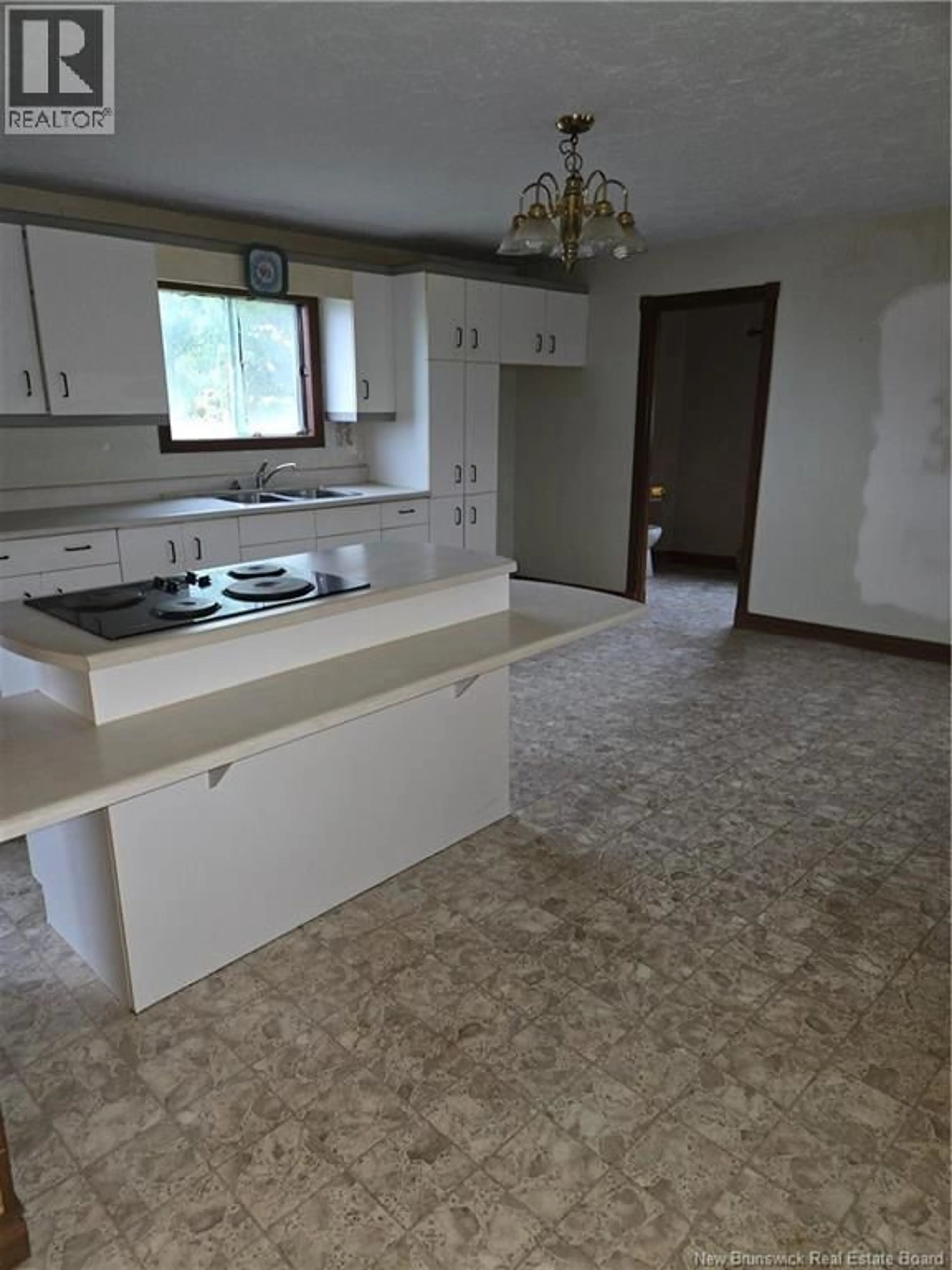 Standard kitchen, ceramic/tile floor for 2343 ROUTE 132, Lakeburn New Brunswick E1H1Z8