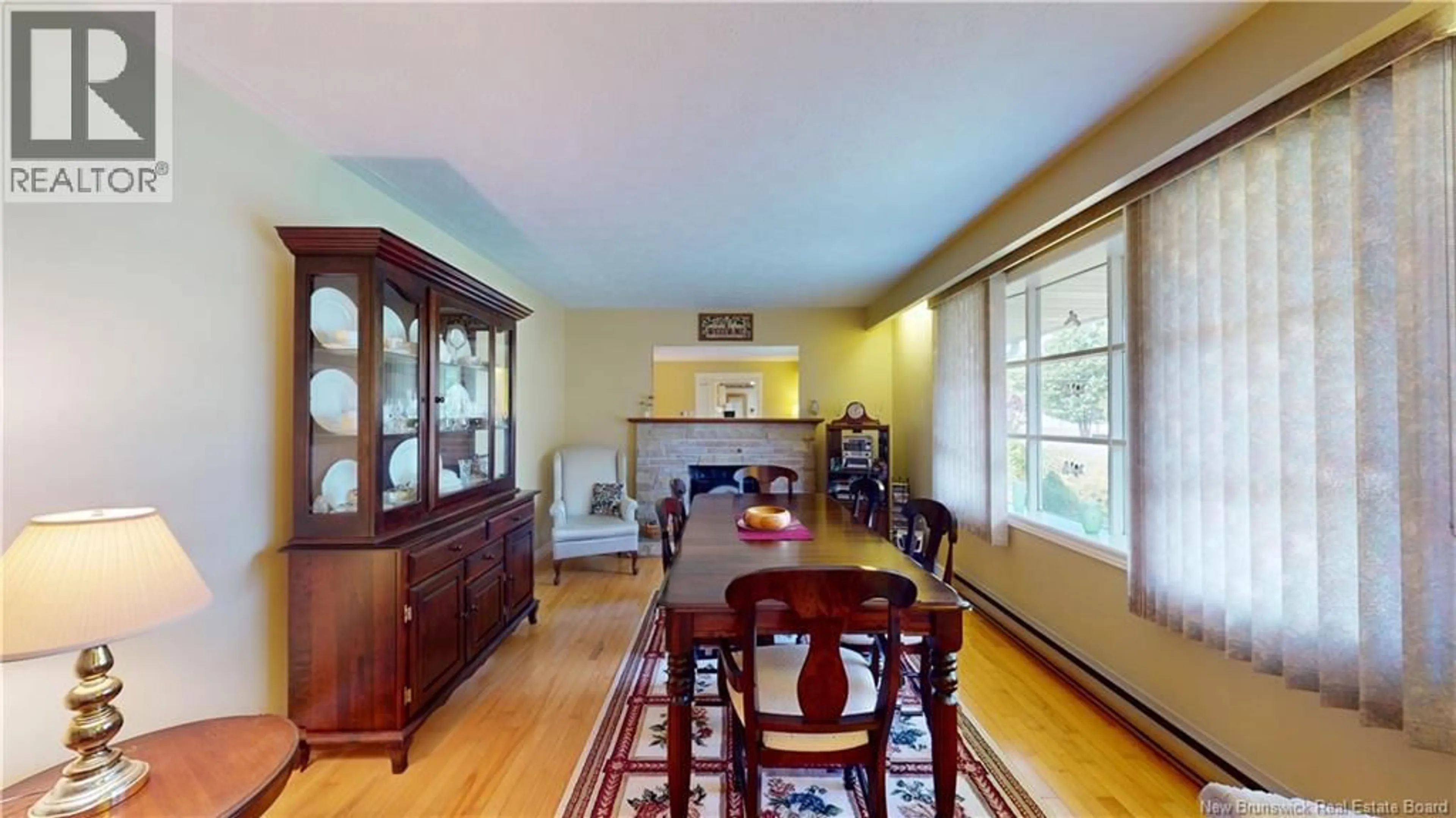 Dining room, wood/laminate floor for 20 VALLEYVIEW DRIVE, Quispamsis New Brunswick E2E1N7