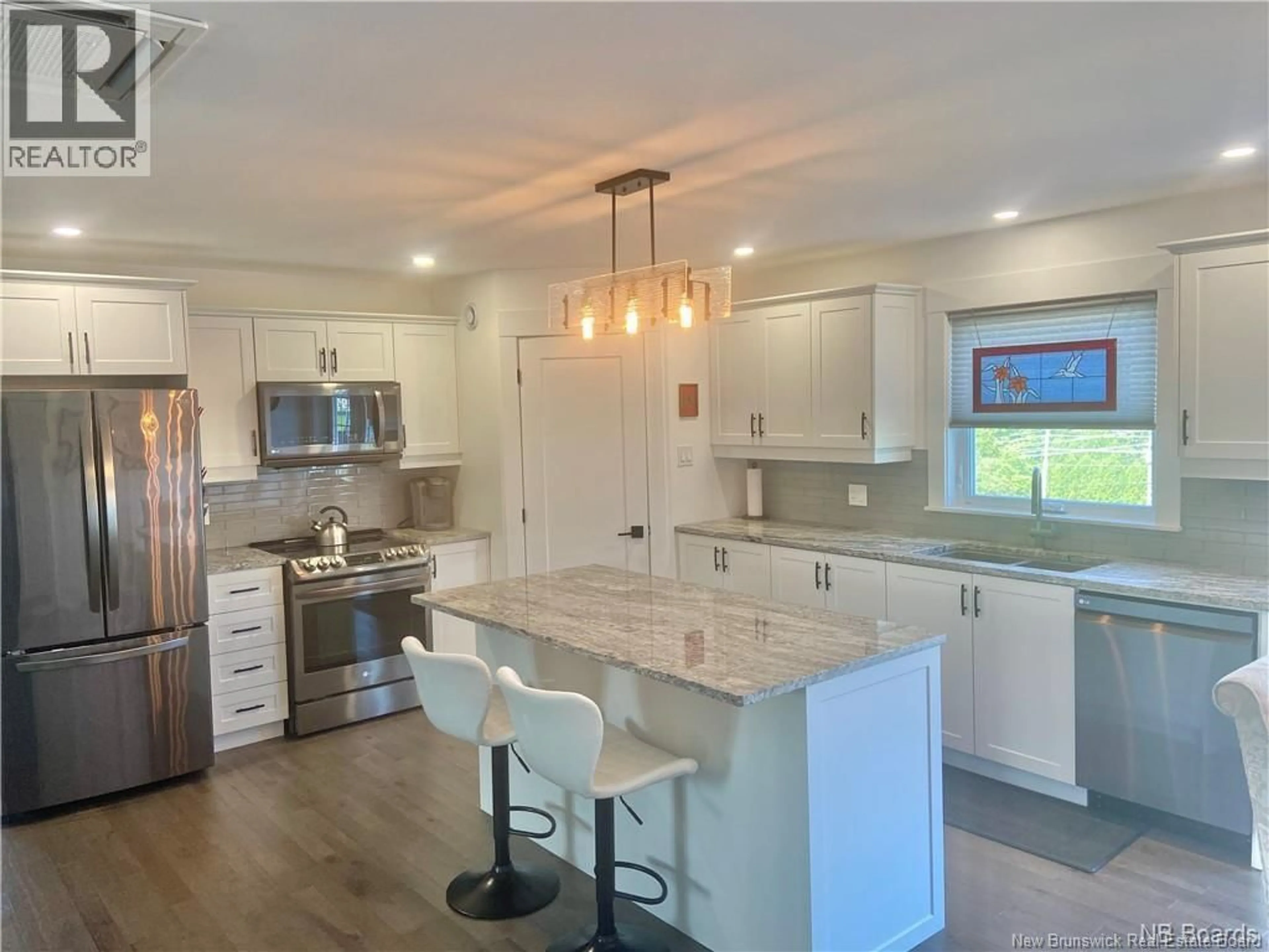 Open concept kitchen, ceramic/tile floor for 9 FLAGSTONE DRIVE, Quispamsis New Brunswick E2G0B6