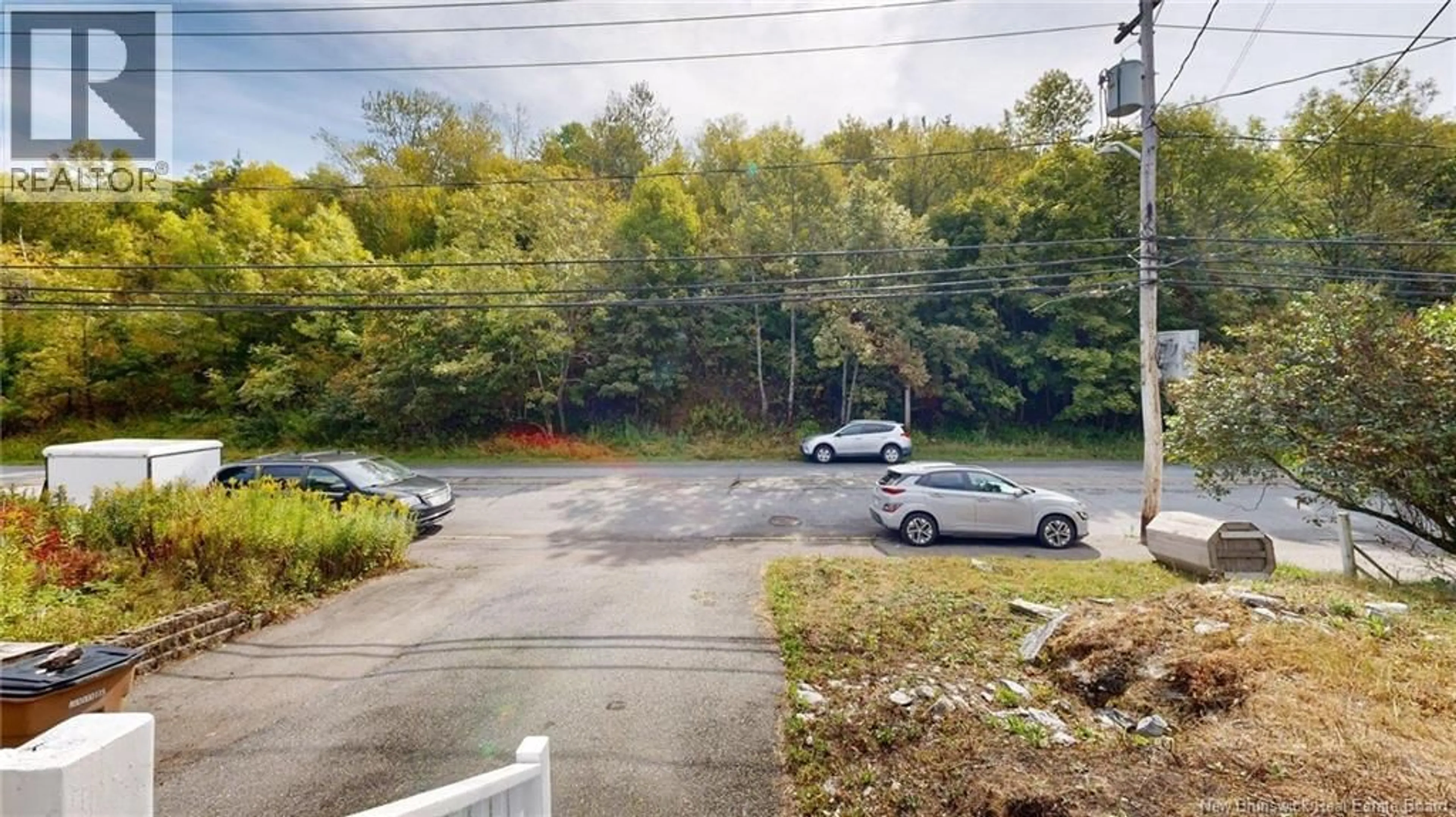 Parking for 95 HAWTHORNE AVENUE, Saint John New Brunswick E2K3S7