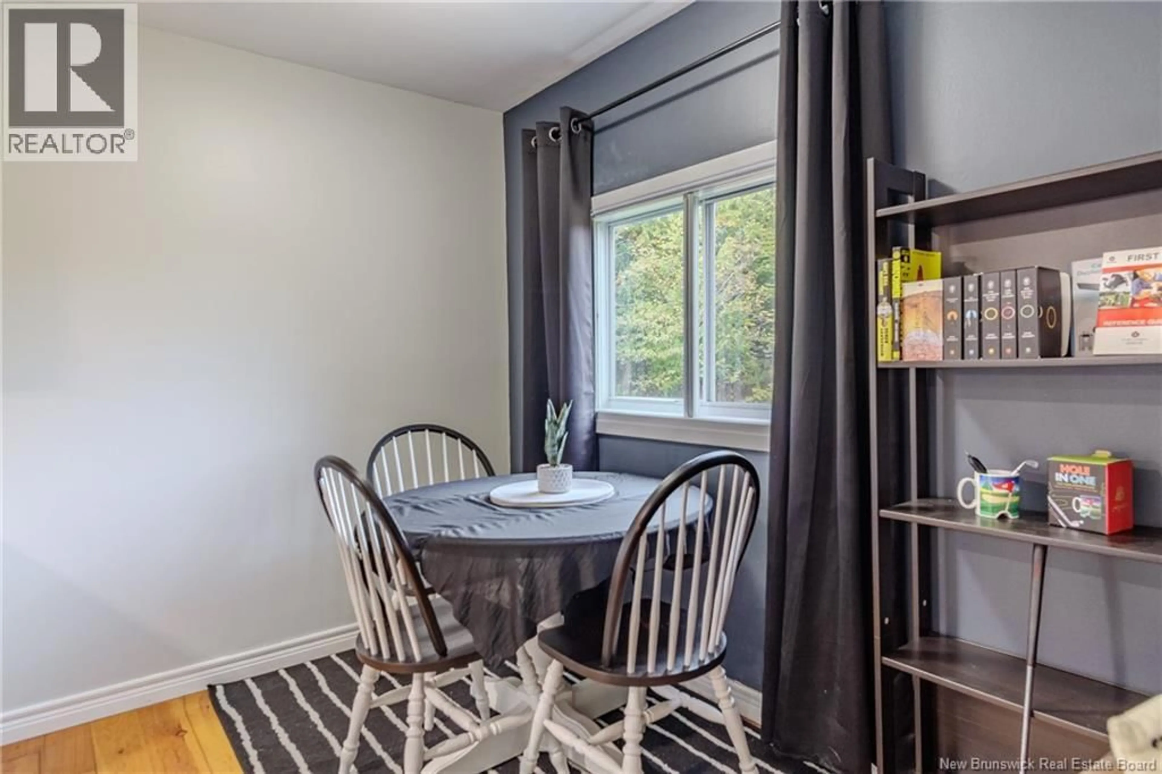 Dining room, wood/laminate floor for 320 TARTAN STREET, Saint John New Brunswick E2K2R7