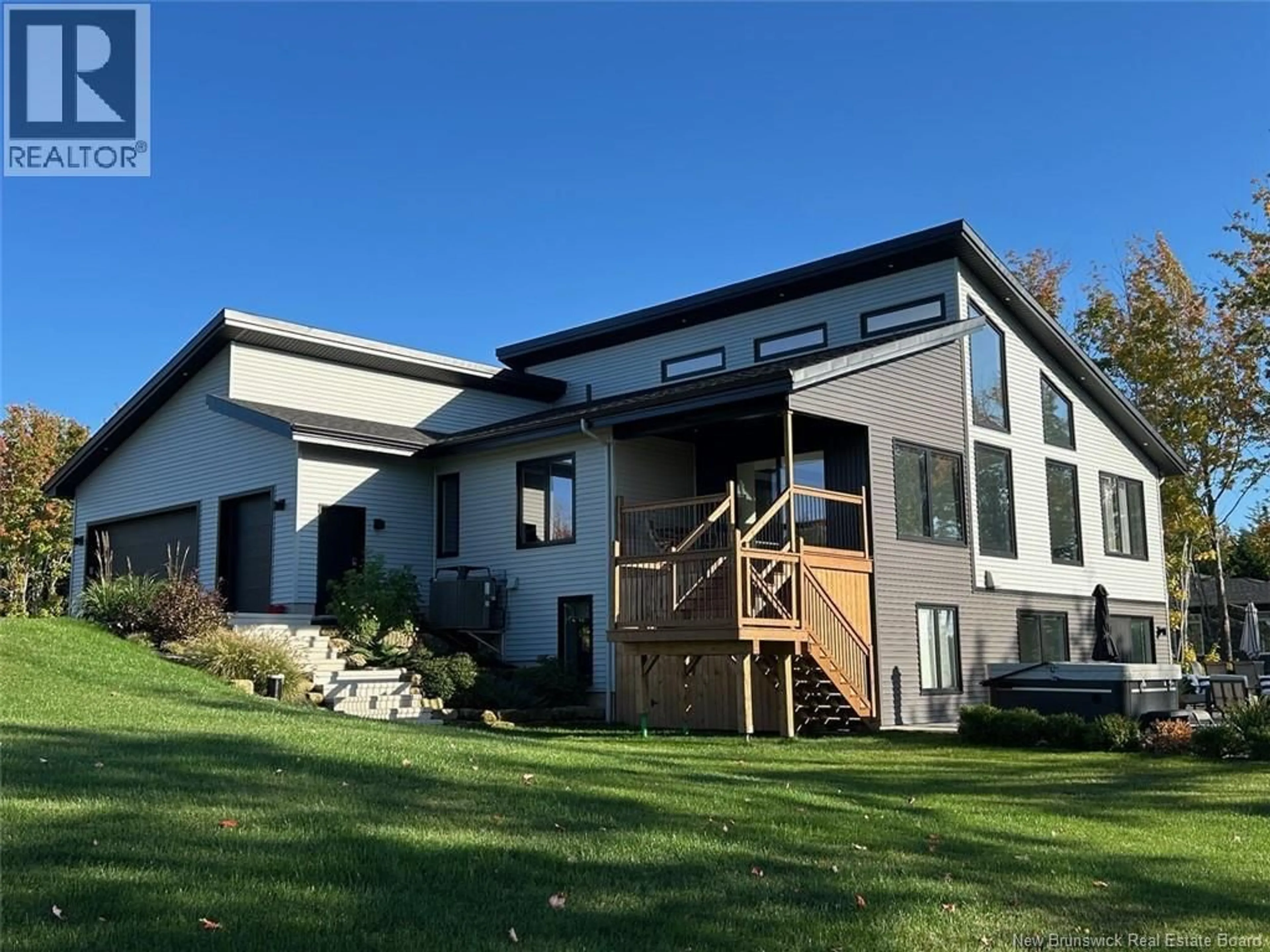 Home with vinyl exterior material, building for 331 POINTE-A-NICET, Grand-Barachois New Brunswick E4P8Z7