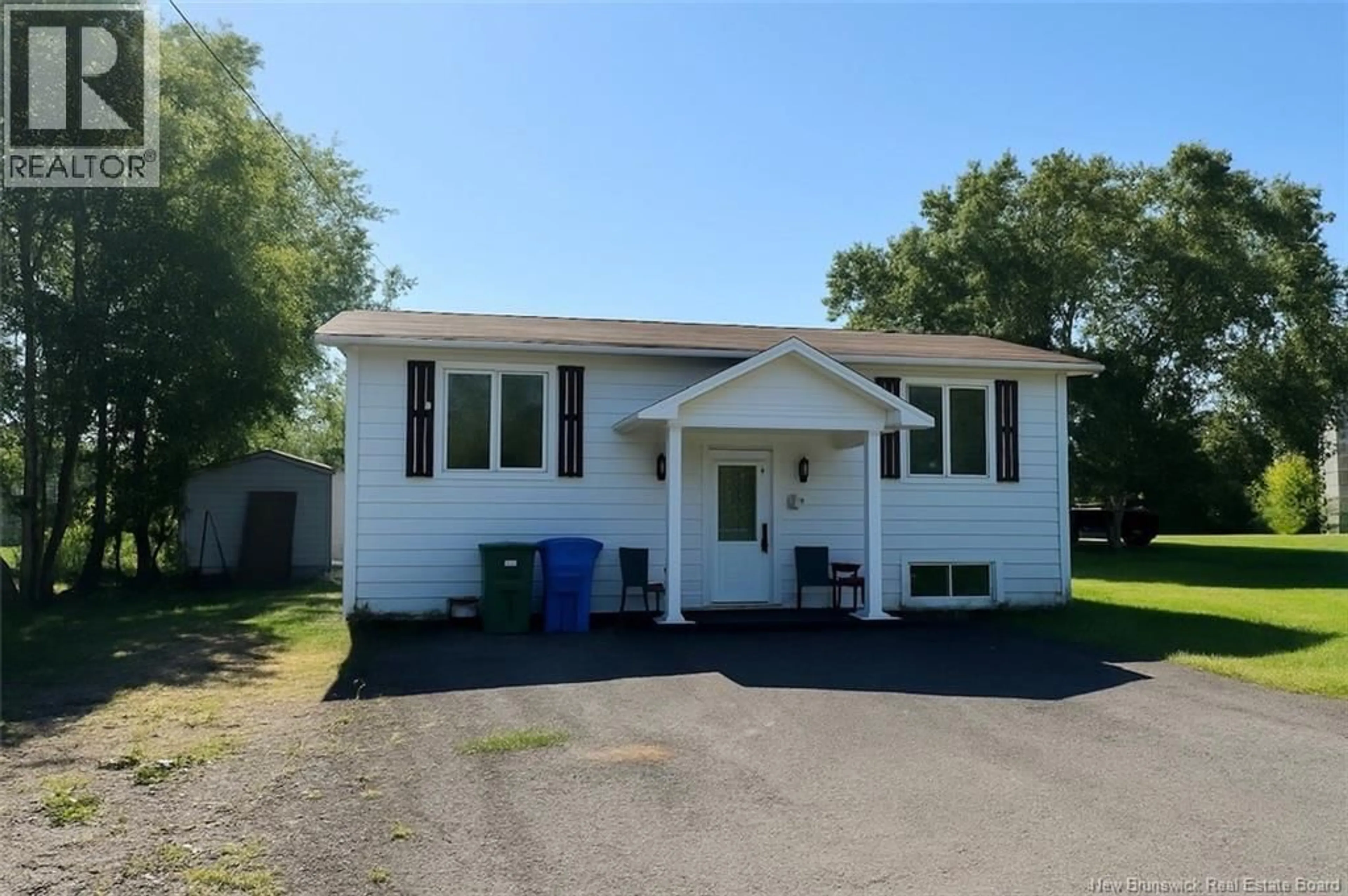 Home with vinyl exterior material, building for 3 WELSH ROAD, Eel River Crossing New Brunswick E8E1T9