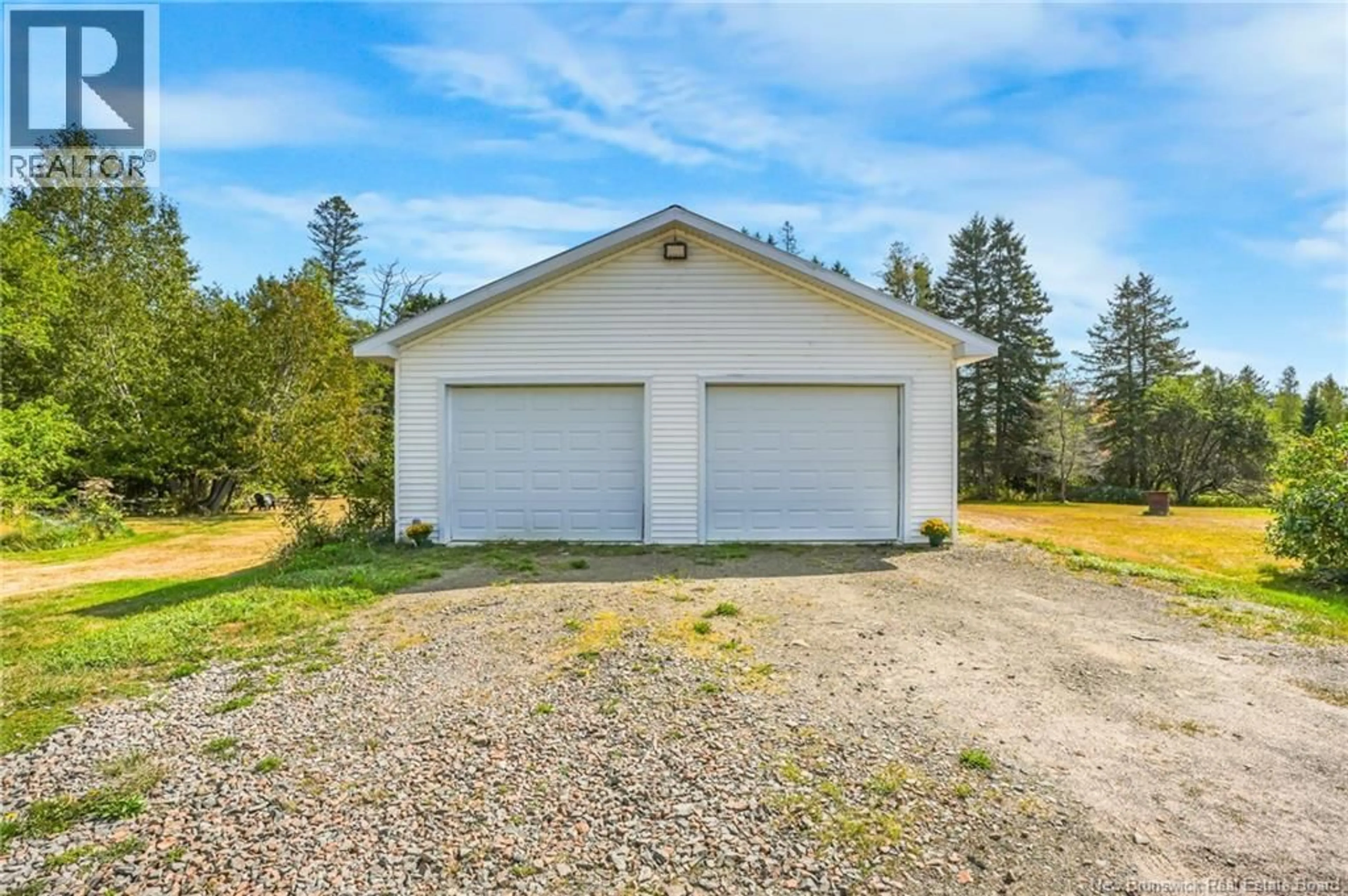 Indoor garage for 48 JONES FORKS ROAD, Burtts Corner New Brunswick E6L2R1