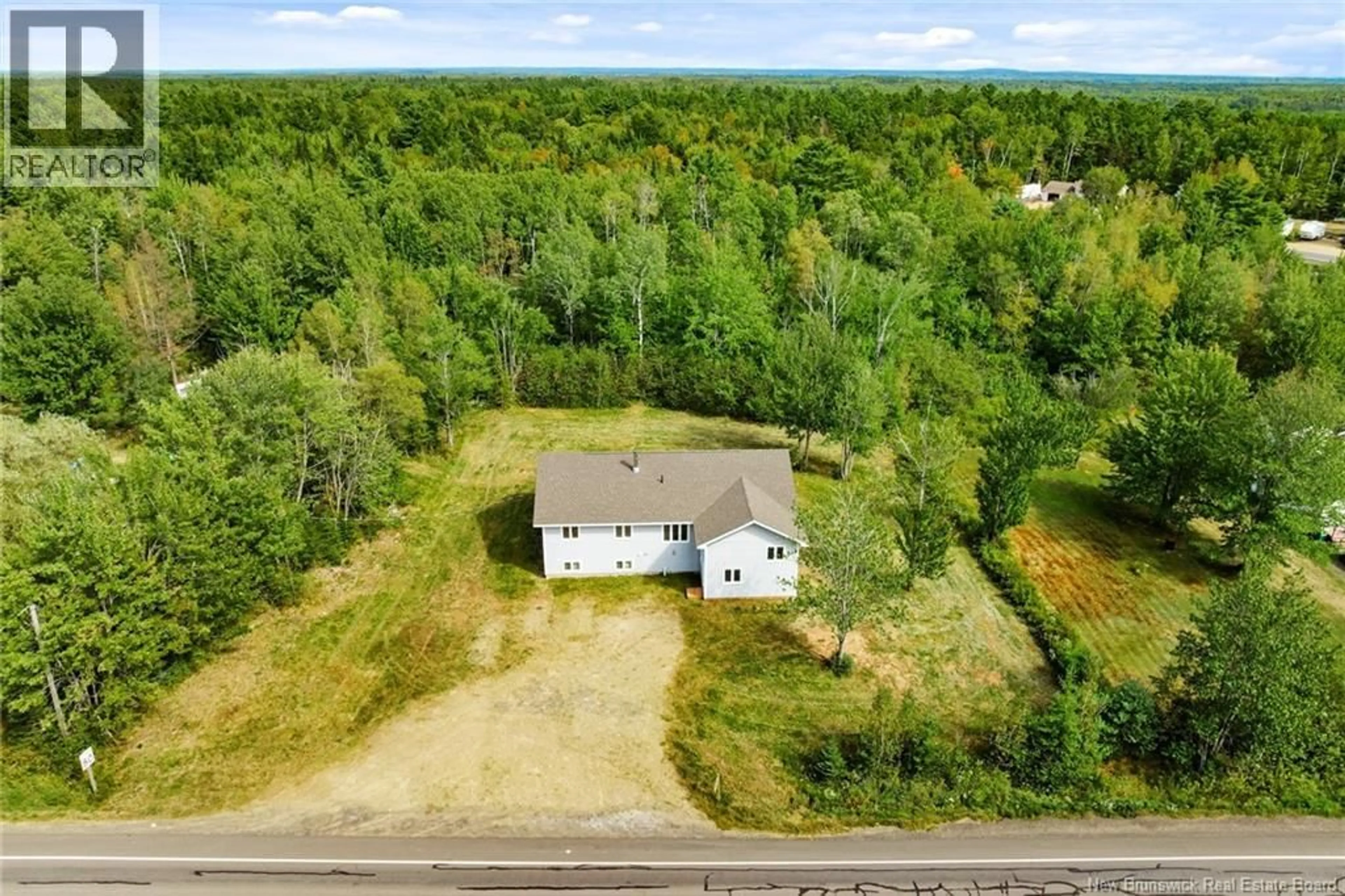 A pic from outside/outdoor area/front of a property/back of a property/a pic from drone, unknown for 912 PLEASANT DRIVE, Minto New Brunswick E4B2V5