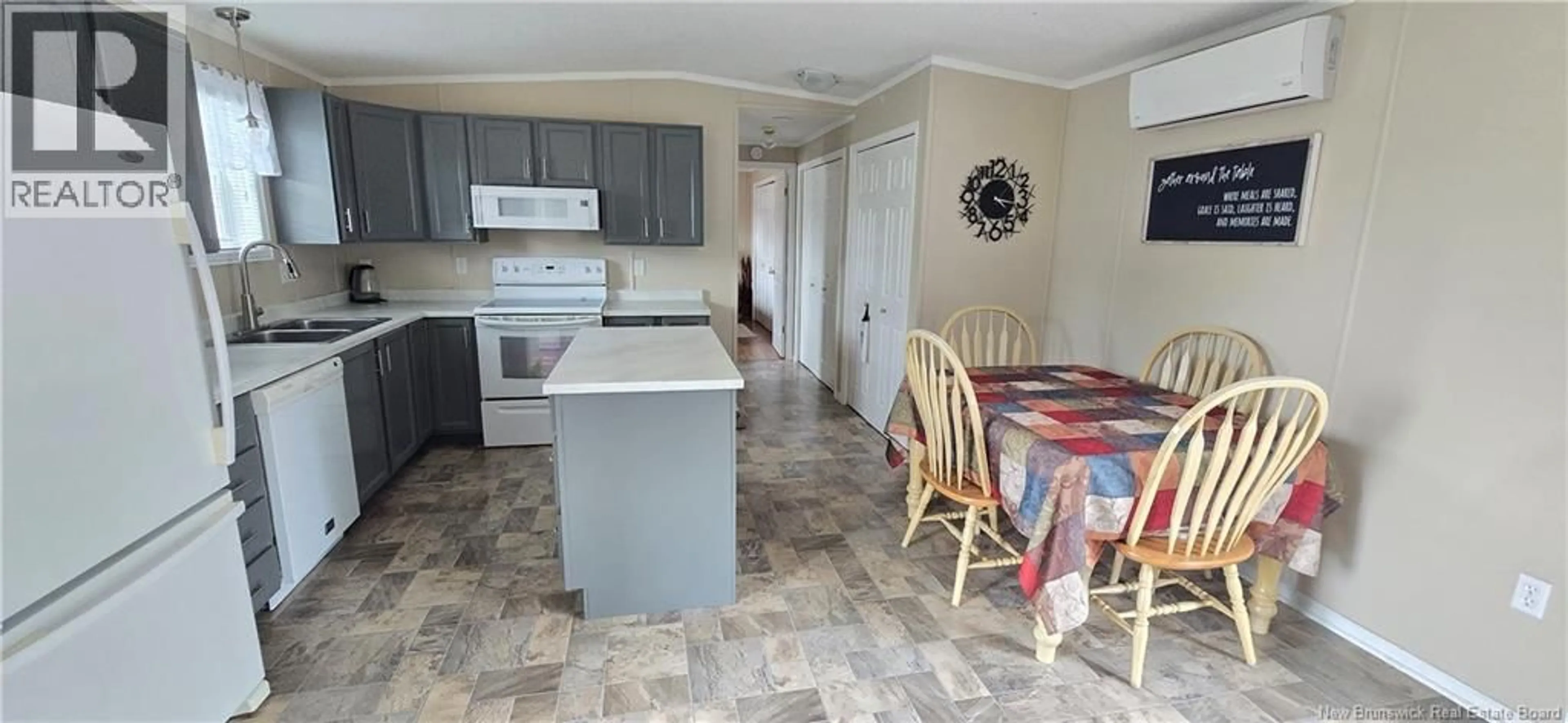 Standard kitchen, ceramic/tile floor for 17 CONVERSE LANE, Riverview New Brunswick E1B5J3