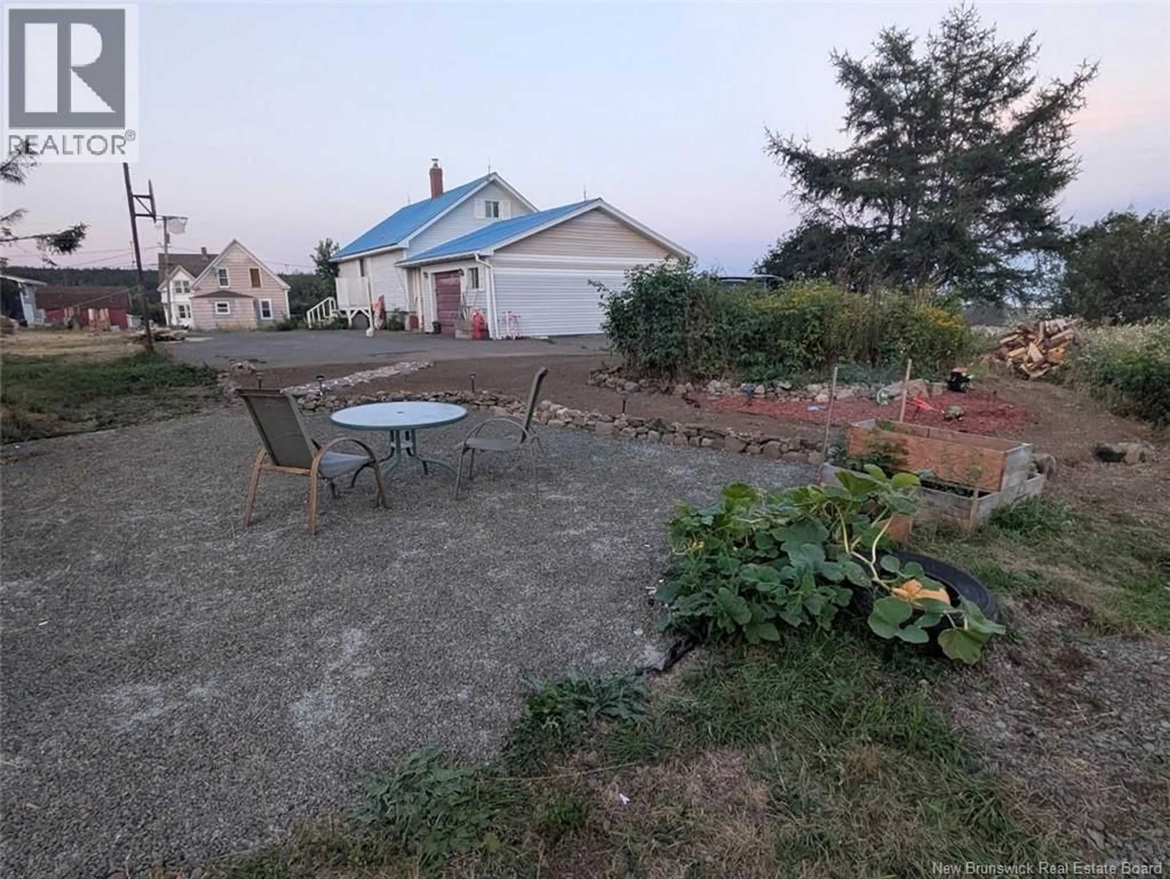 A pic from outside/outdoor area/front of a property/back of a property/a pic from drone, unknown for 14 BENSON LANE, Grand Manan New Brunswick E5G1J8