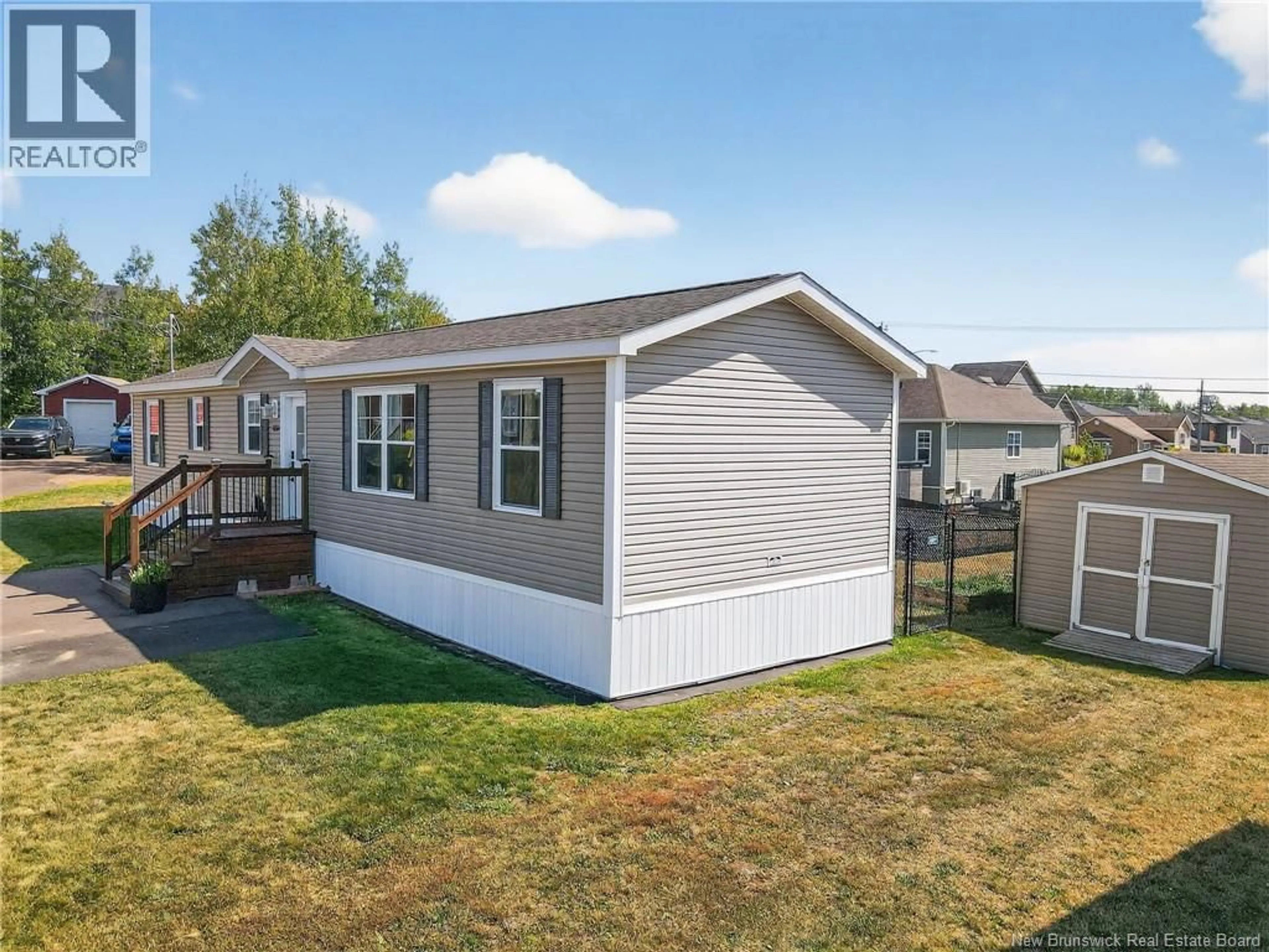 Home with vinyl exterior material, unknown for 456 NEPISIGUIT DRIVE, Dieppe New Brunswick E1A0P6