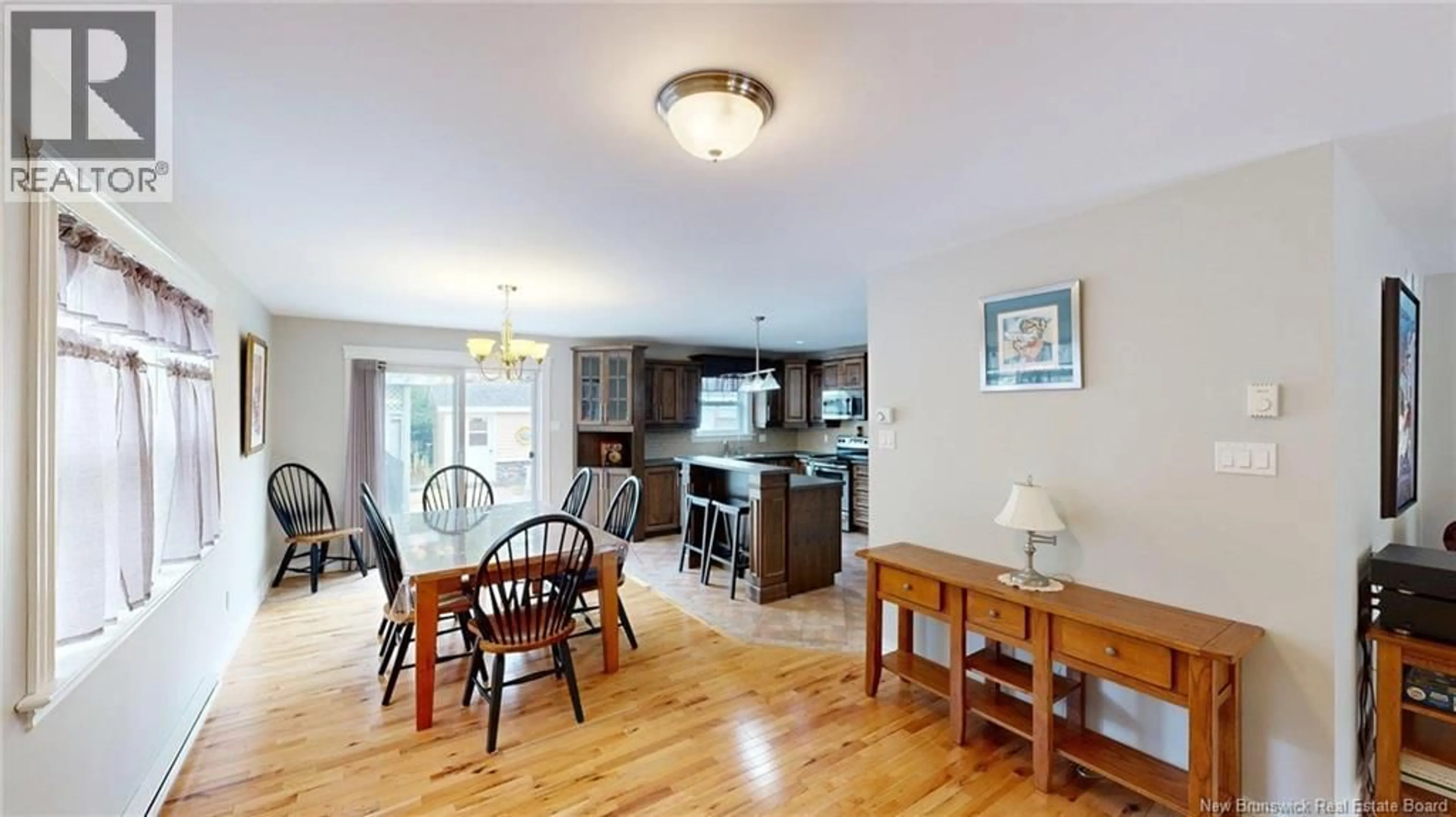 Dining room, wood/laminate floor for 641 WOODWARD AVENUE, Saint John New Brunswick E2K5K1