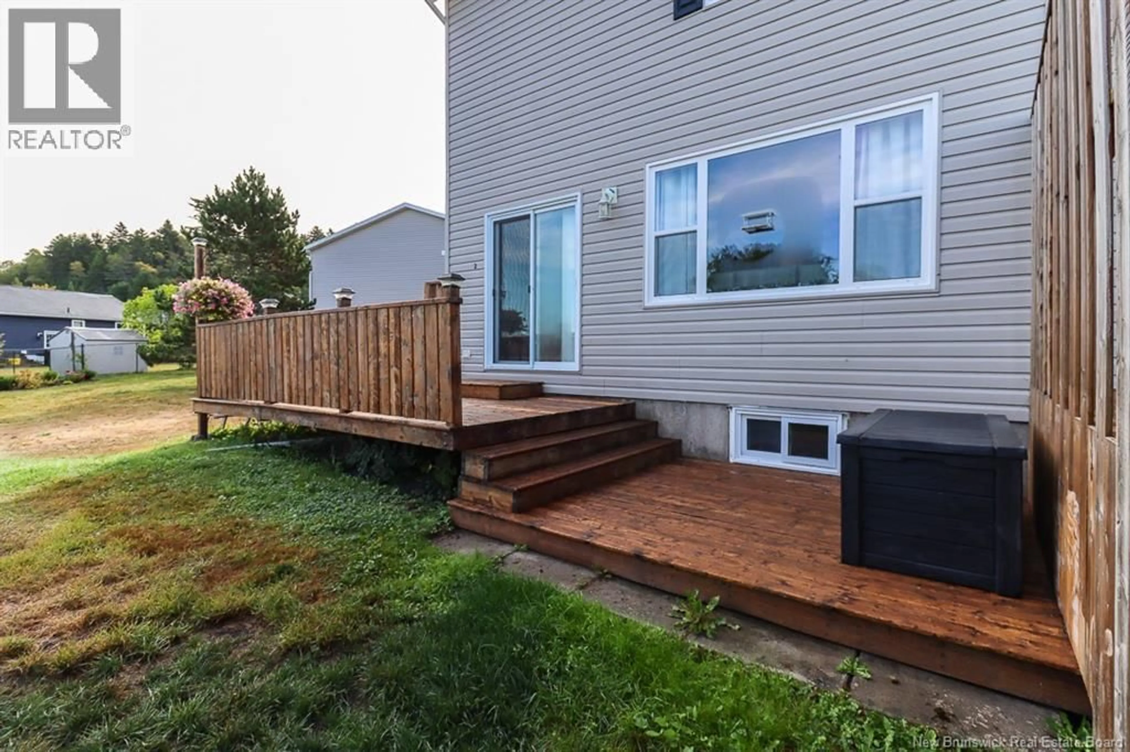Patio, street for 18 DRIFTWOOD LANE, Saint John New Brunswick E2M5L4
