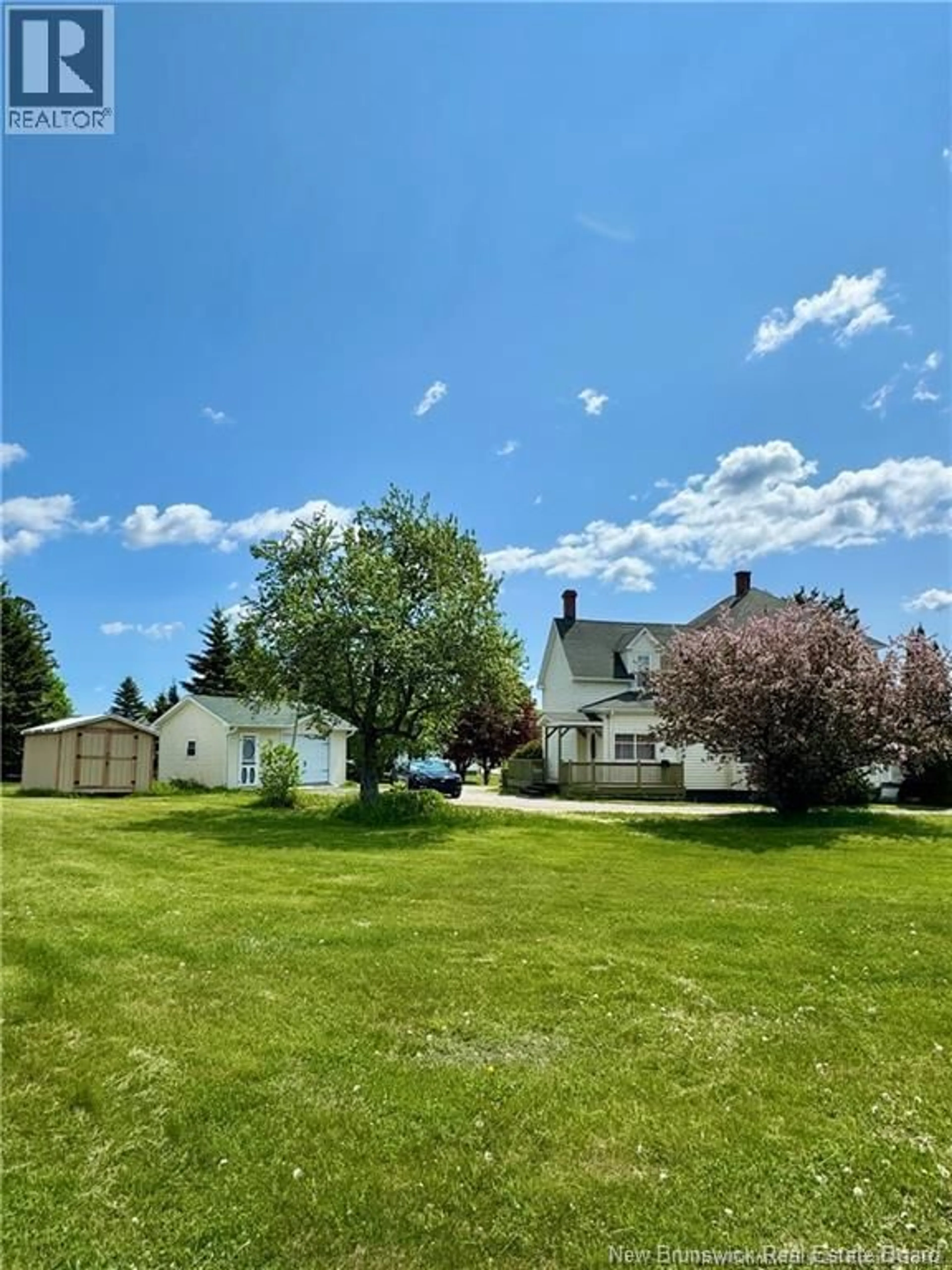 A pic from outside/outdoor area/front of a property/back of a property/a pic from drone, unknown for 1875 KING GEORGE HWY, Miramichi New Brunswick E1V5L8