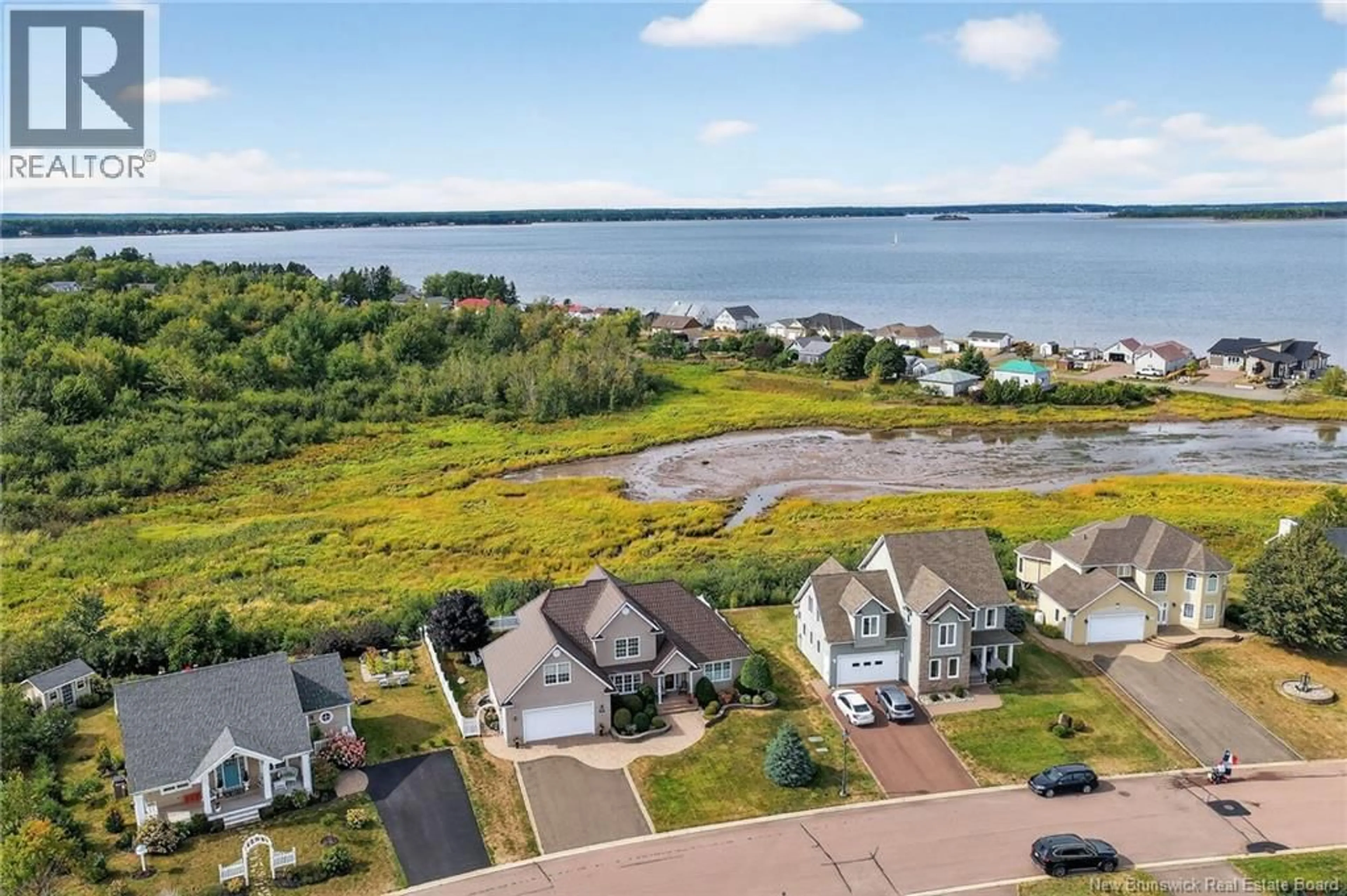 A pic from outside/outdoor area/front of a property/back of a property/a pic from drone, water/lake/river/ocean view for 480 WAYNE STREET, Shediac New Brunswick E4P2W9