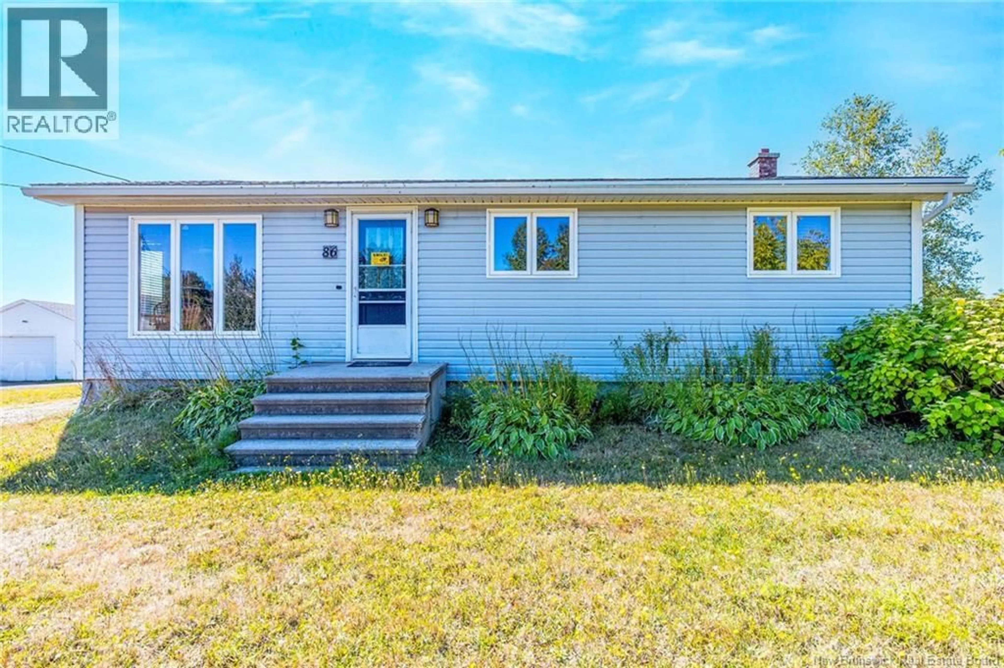Home with vinyl exterior material, unknown for 86 BOIS JOLI STREET, Bouctouche New Brunswick E4S2W9