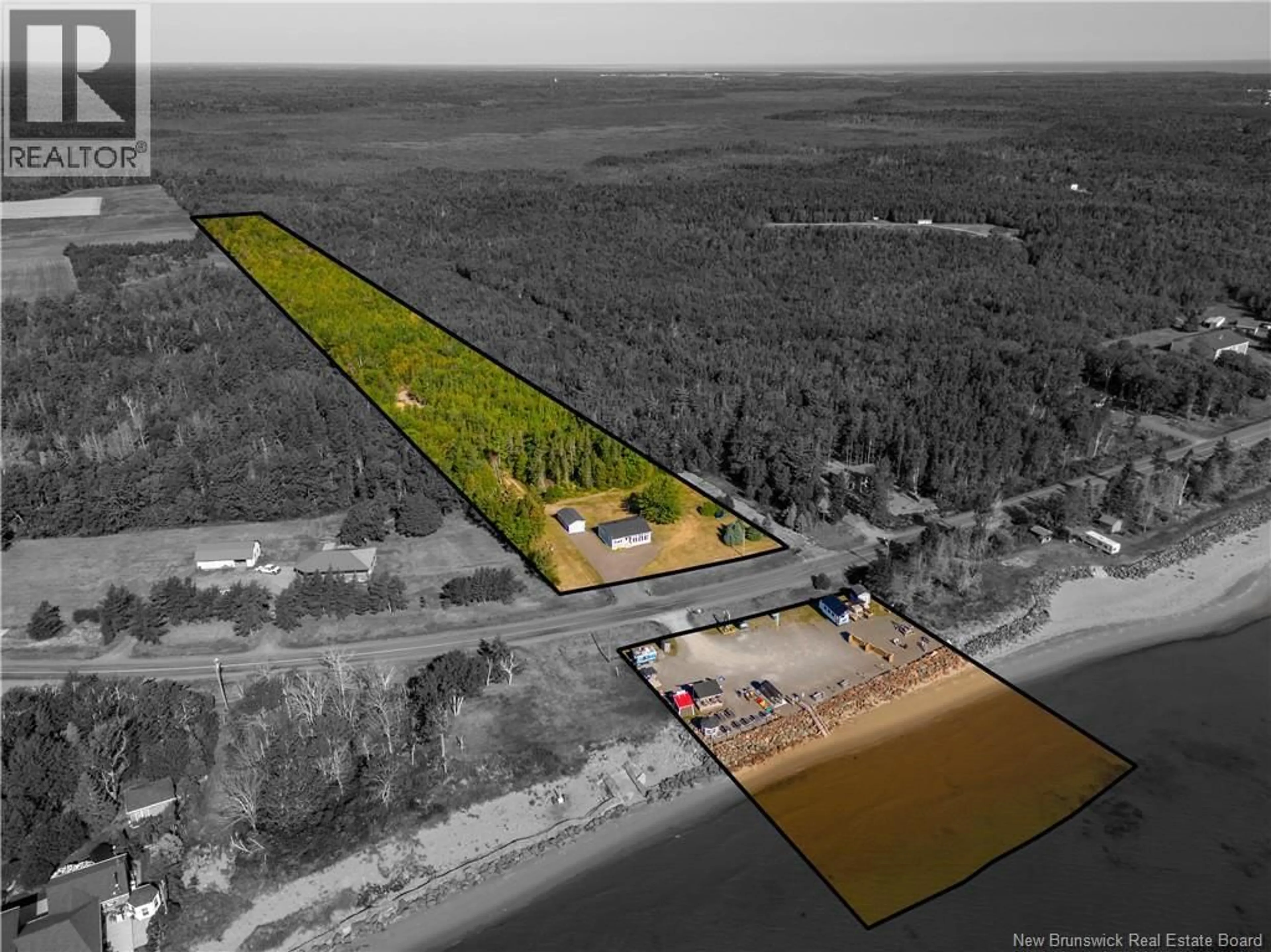 A pic from outside/outdoor area/front of a property/back of a property/a pic from drone, water/lake/river/ocean view for 2084-2089 ROUTE, Richibouctou-Village New Brunswick E4W1M2