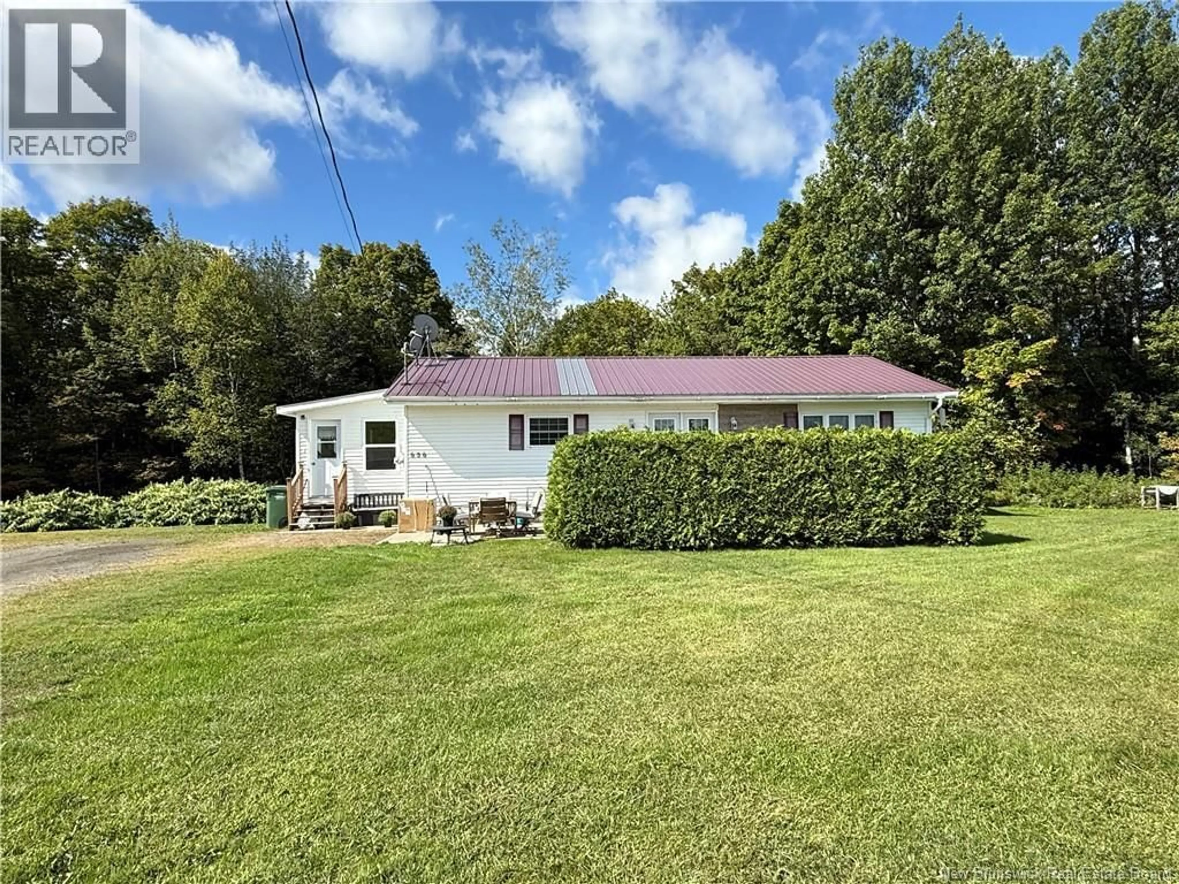 A pic from outside/outdoor area/front of a property/back of a property/a pic from drone, unknown for 686 CALIFORNIA SETTLEMENT ROAD, California Settlement New Brunswick E3Z1X3