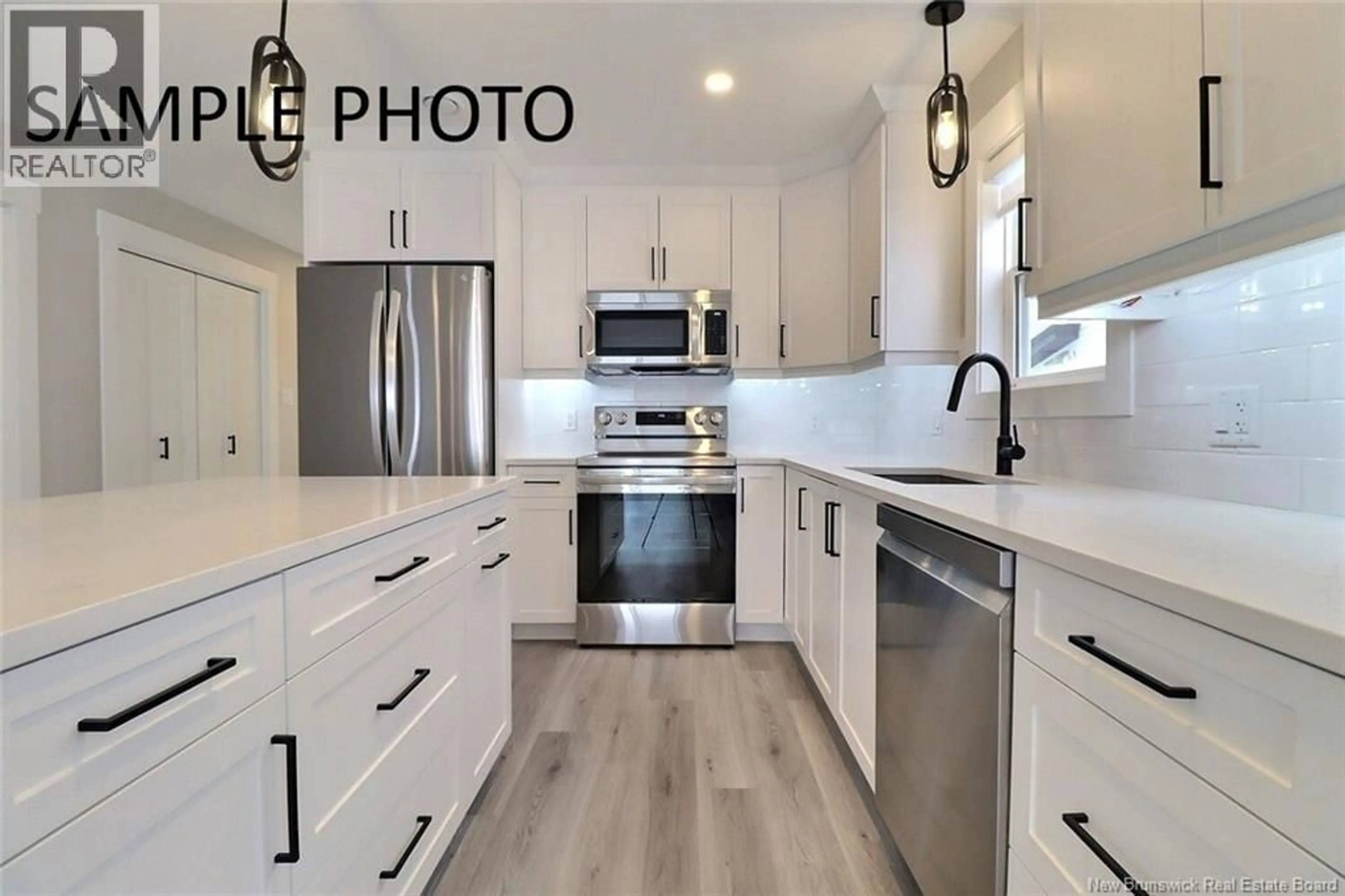 Contemporary kitchen, unknown for 4 VIOLET STREET, Shediac New Brunswick E4P0Z8