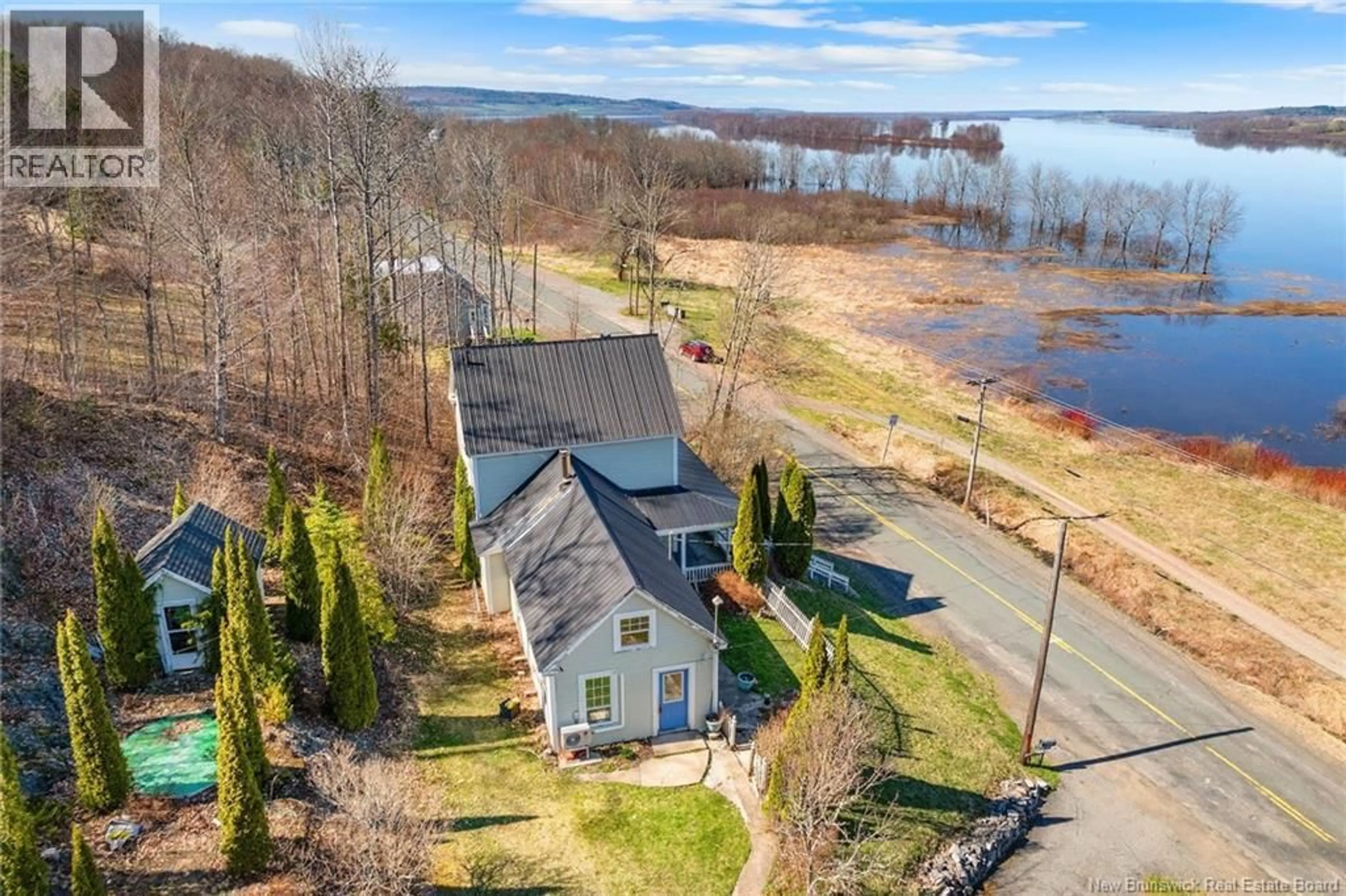 A pic from outside/outdoor area/front of a property/back of a property/a pic from drone, water/lake/river/ocean view for 5298 ROUTE 102, Hampstead New Brunswick E5M2C2