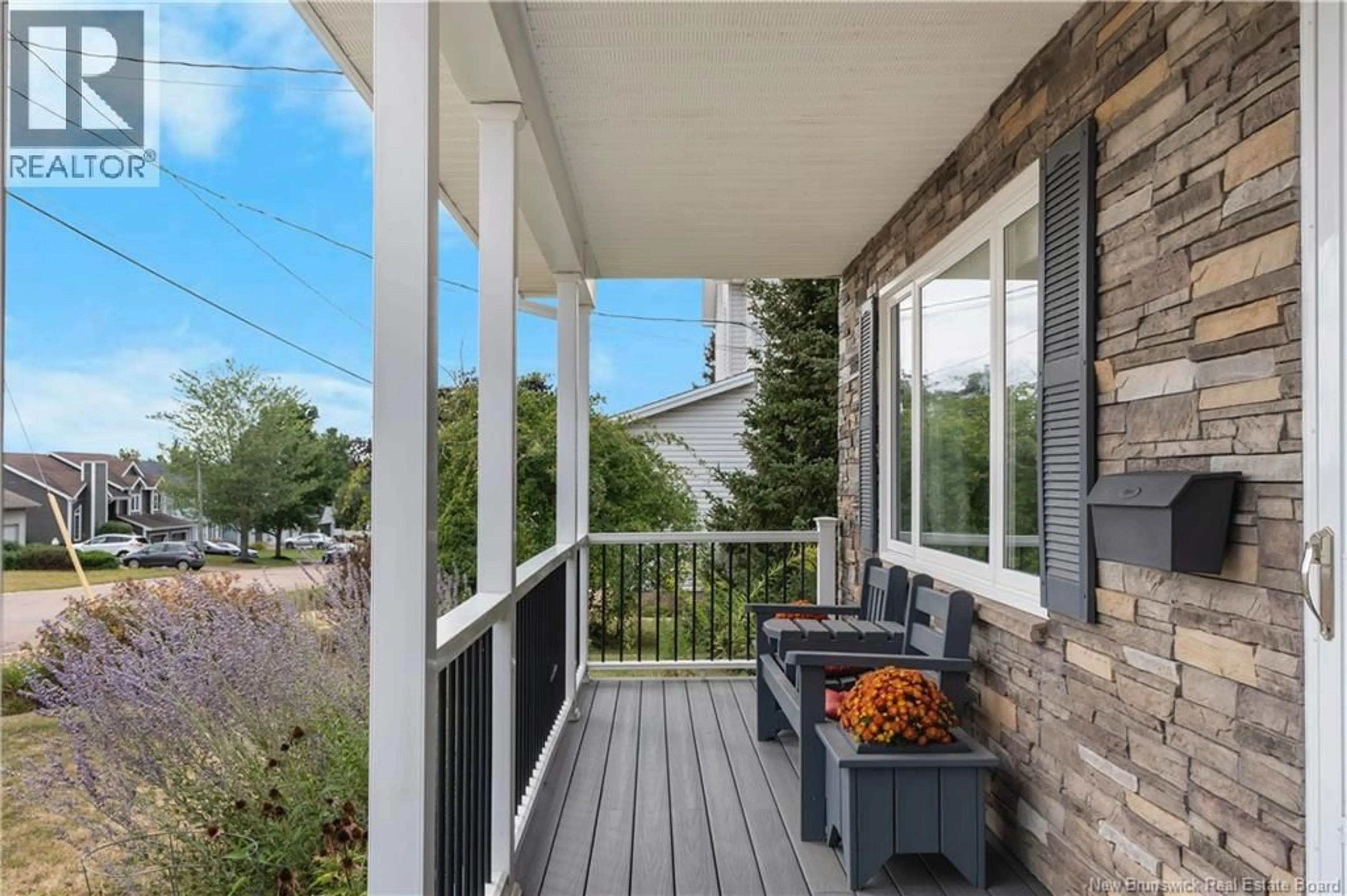 Patio, street for 409 GASPE STREET, Dieppe New Brunswick E1A6V8