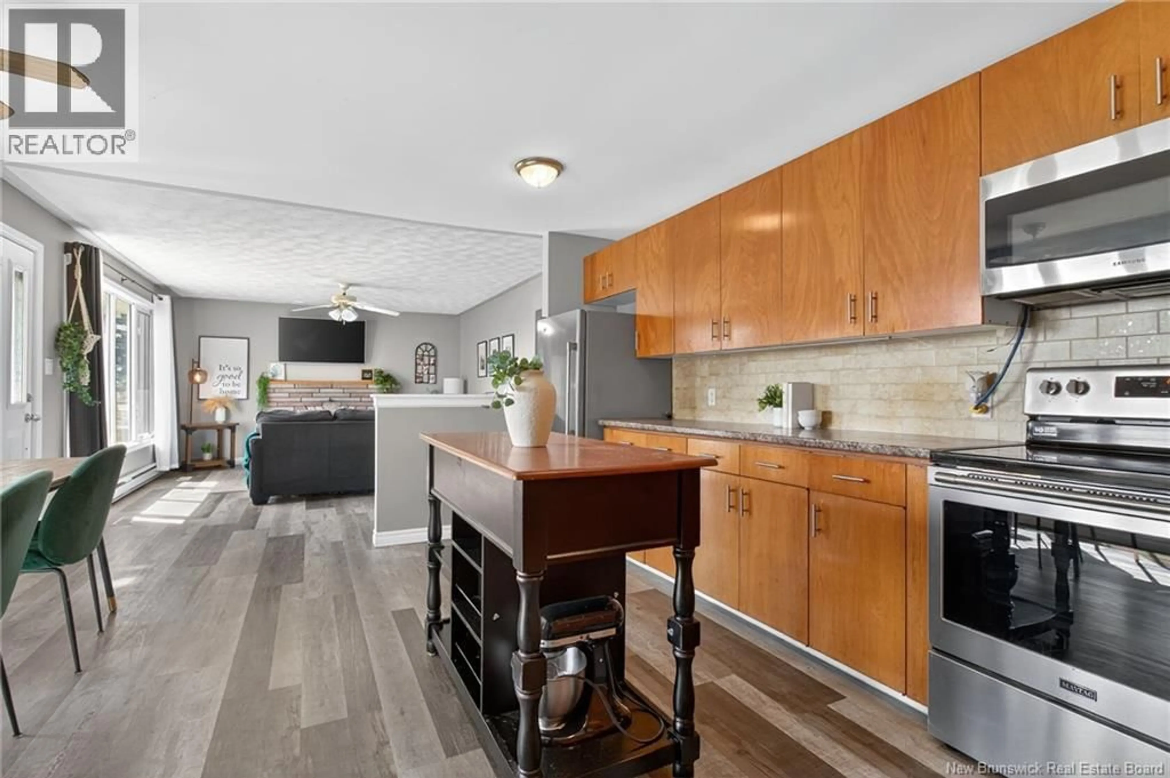 Open concept kitchen, unknown for 47405 HOMESTEAD ROAD, Steeves Mountain New Brunswick E1G4K1