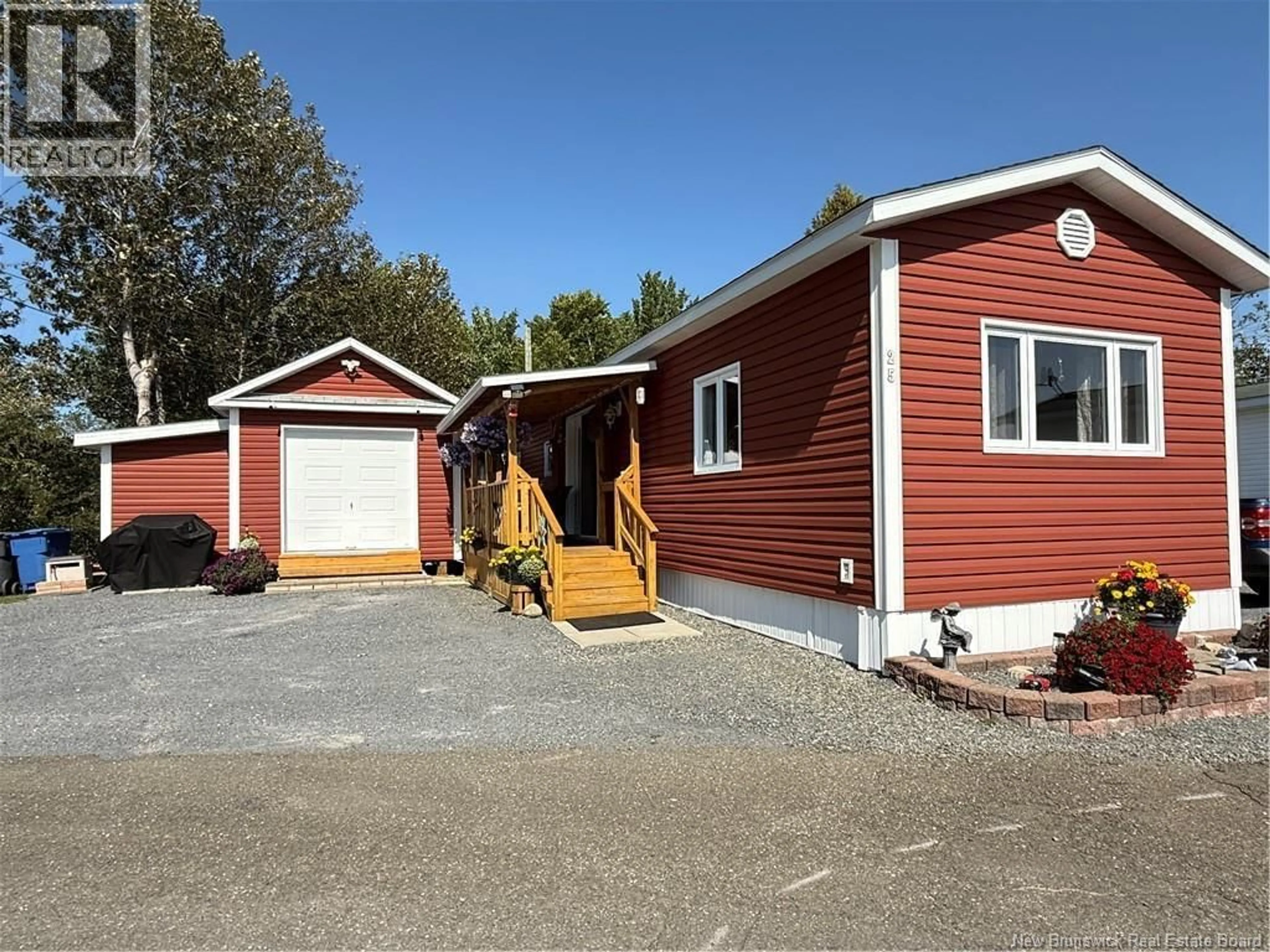 Home with vinyl exterior material, street for 25 PARC TERRACE, Grand-Sault/Grand Falls New Brunswick E3Z1B3