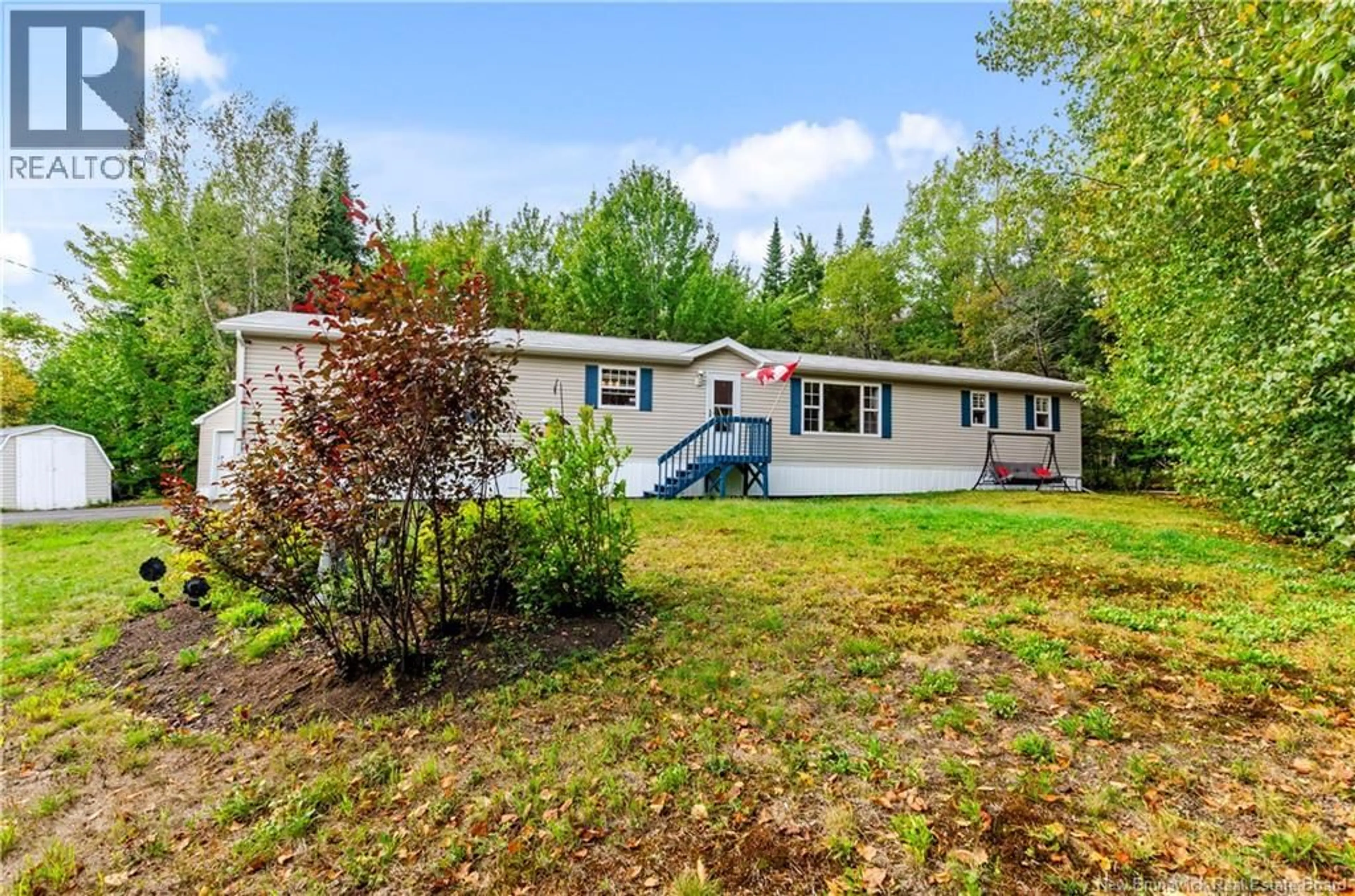 Home with vinyl exterior material, unknown for 94 MCCAIN DRIVE, Waasis New Brunswick E3B9T3