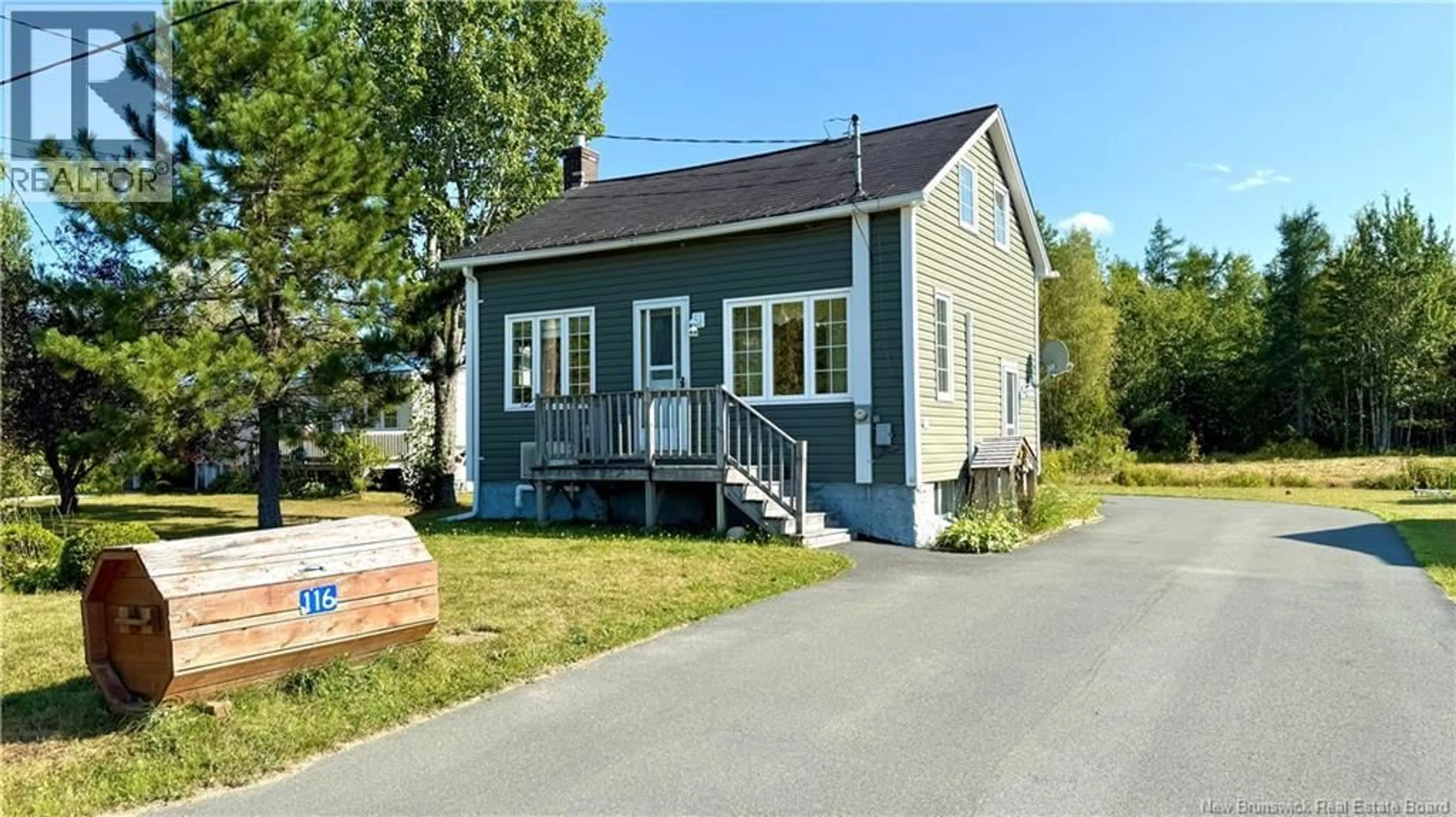 Home with vinyl exterior material, street for 116 RUE DE L'ECOLE, Rogersville New Brunswick E4Y1V7