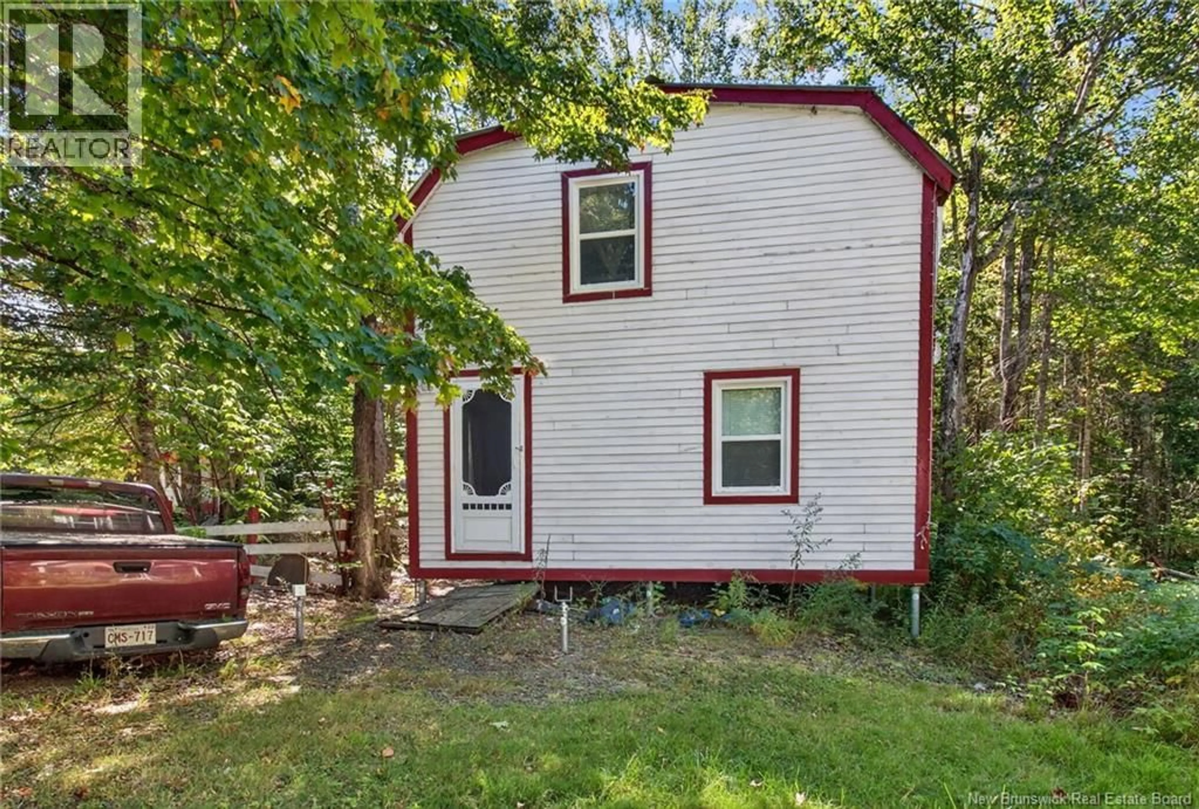 Home with vinyl exterior material, street for 255 NIAGARA ROAD, Pine Glen New Brunswick E1J1J2