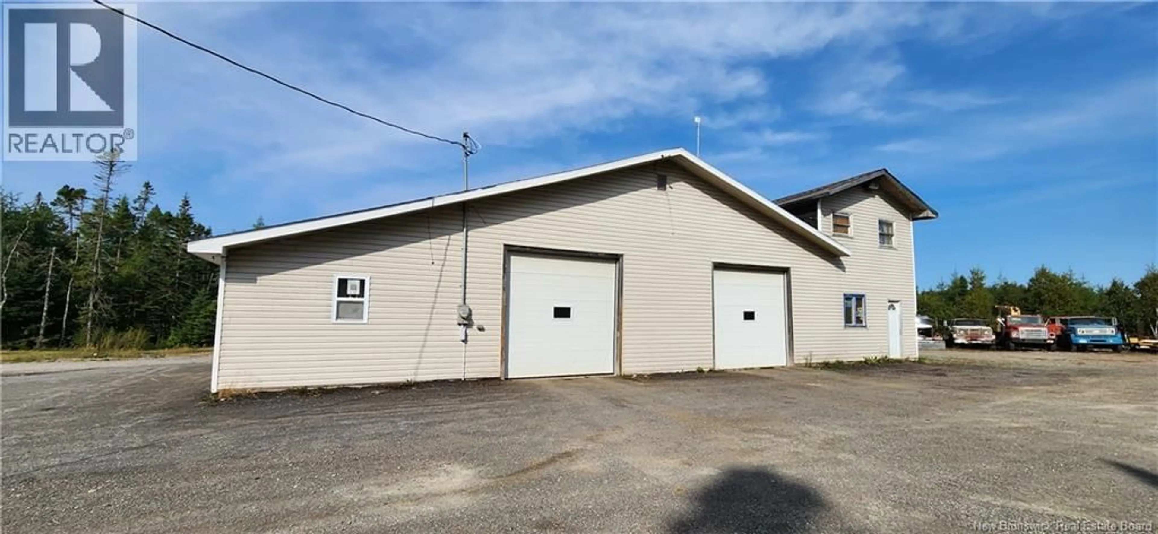 Indoor garage for 5 SHERWOOD ROAD, Prince Of Wales New Brunswick E5J2K8