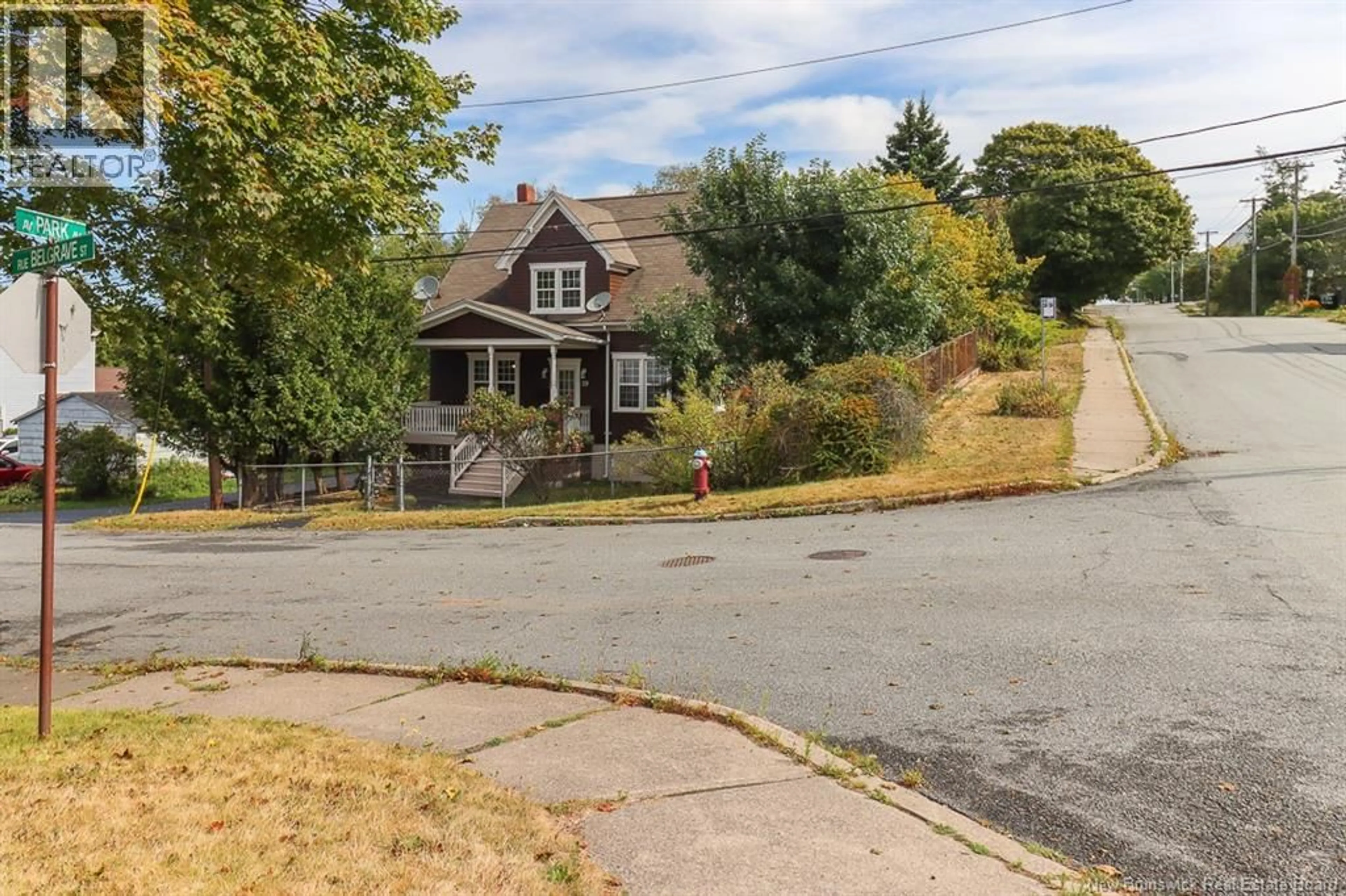 A pic from outside/outdoor area/front of a property/back of a property/a pic from drone, street for 29 BELGRAVE STREET, Saint John New Brunswick E2J1C5