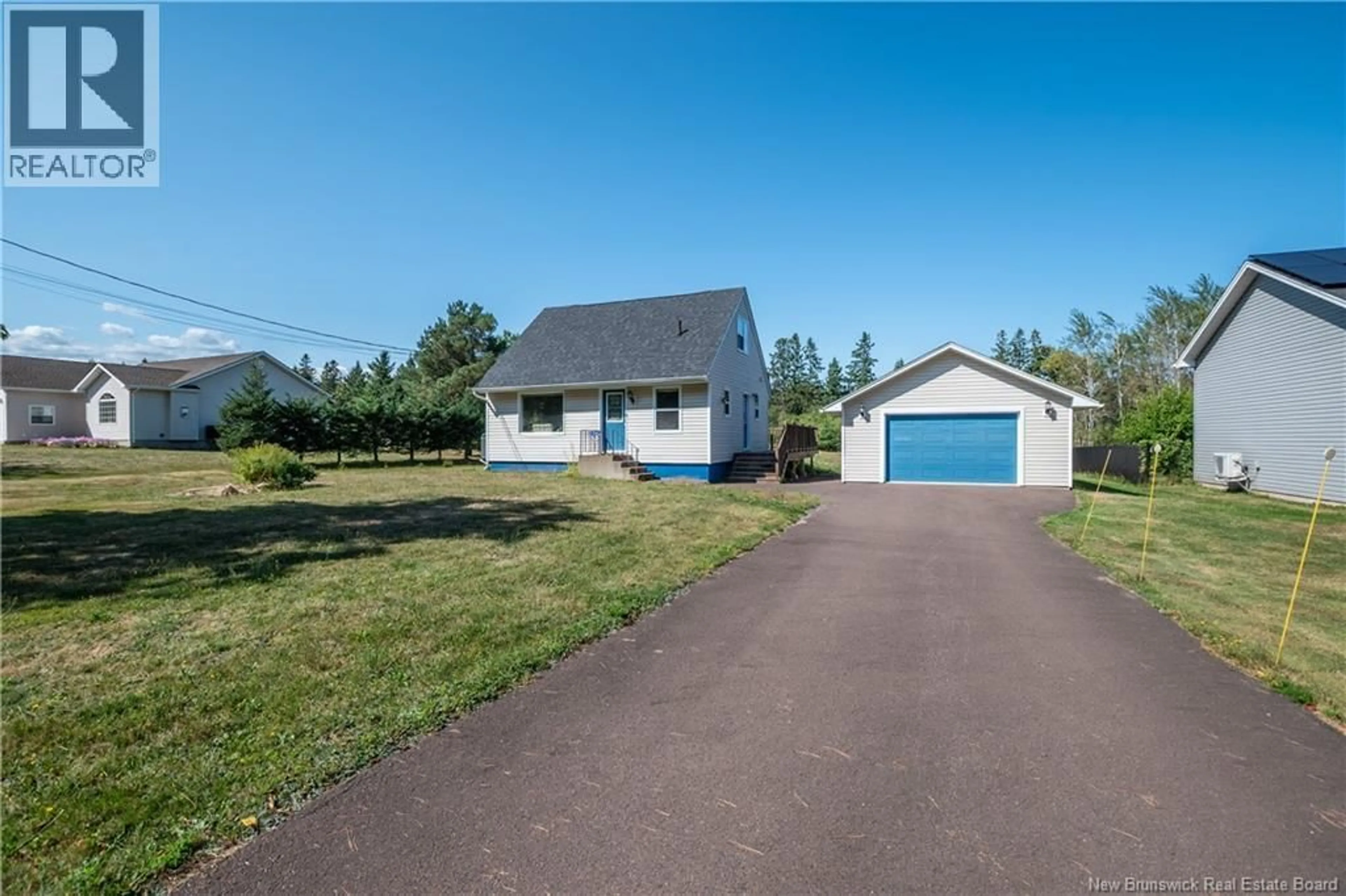 A pic from outside/outdoor area/front of a property/back of a property/a pic from drone, street for 206 CORNWALL ROAD, Shediac New Brunswick E4P1P3