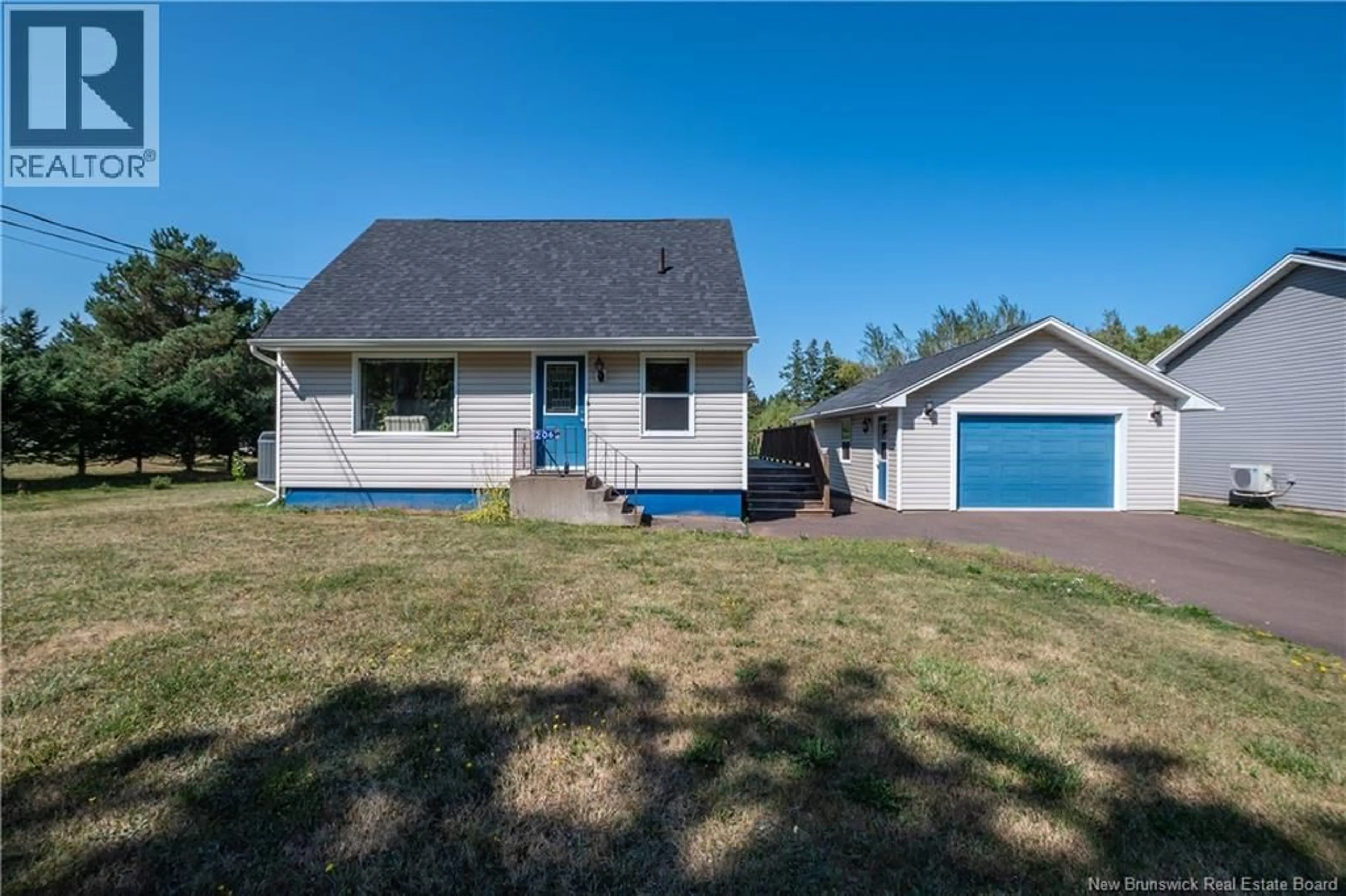 Home with vinyl exterior material, street for 206 CORNWALL ROAD, Shediac New Brunswick E4P1P3