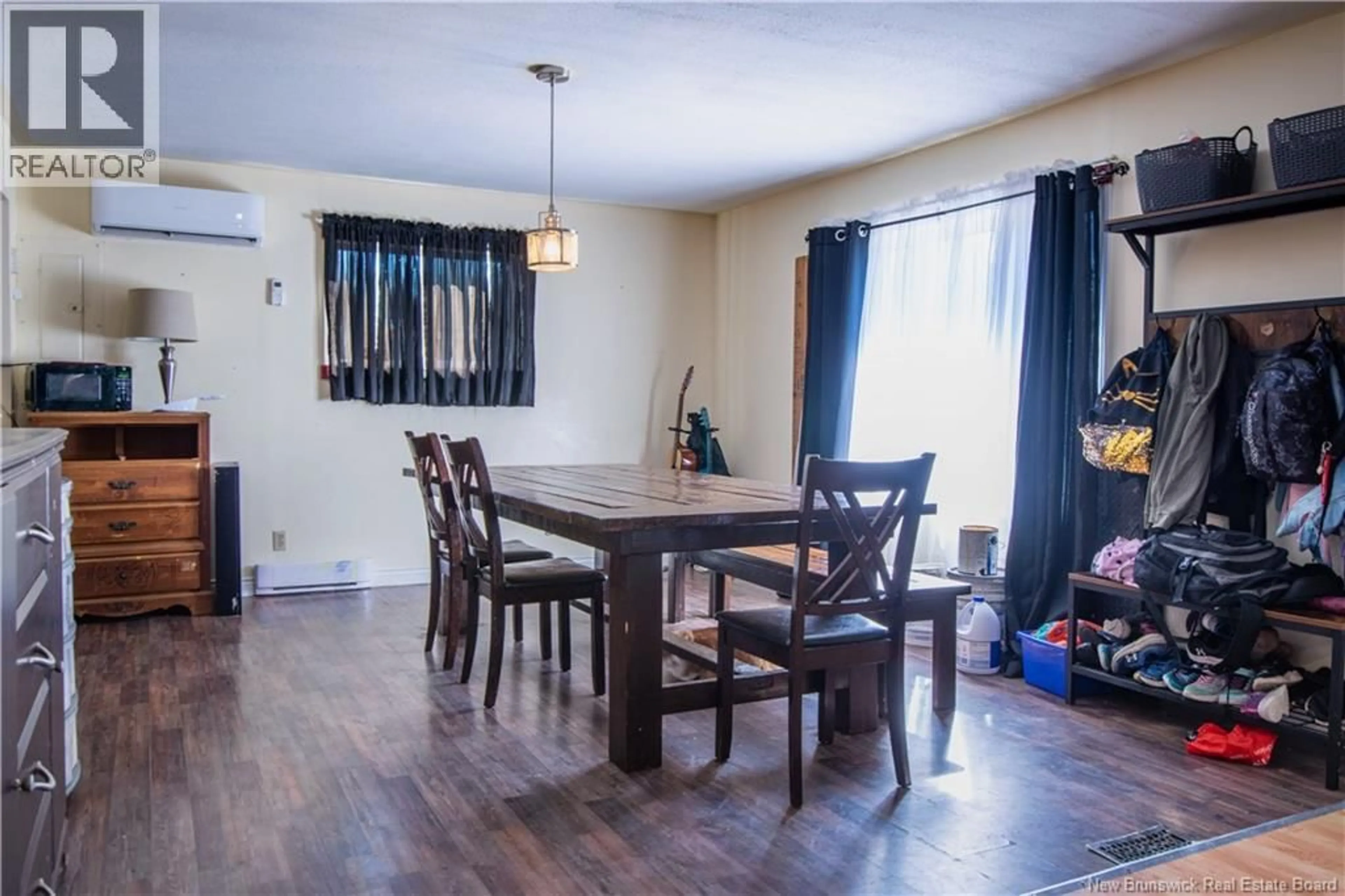 Dining room, wood/laminate floor for 112 TITUSVILLE ROAD, Upham New Brunswick E5N3H7