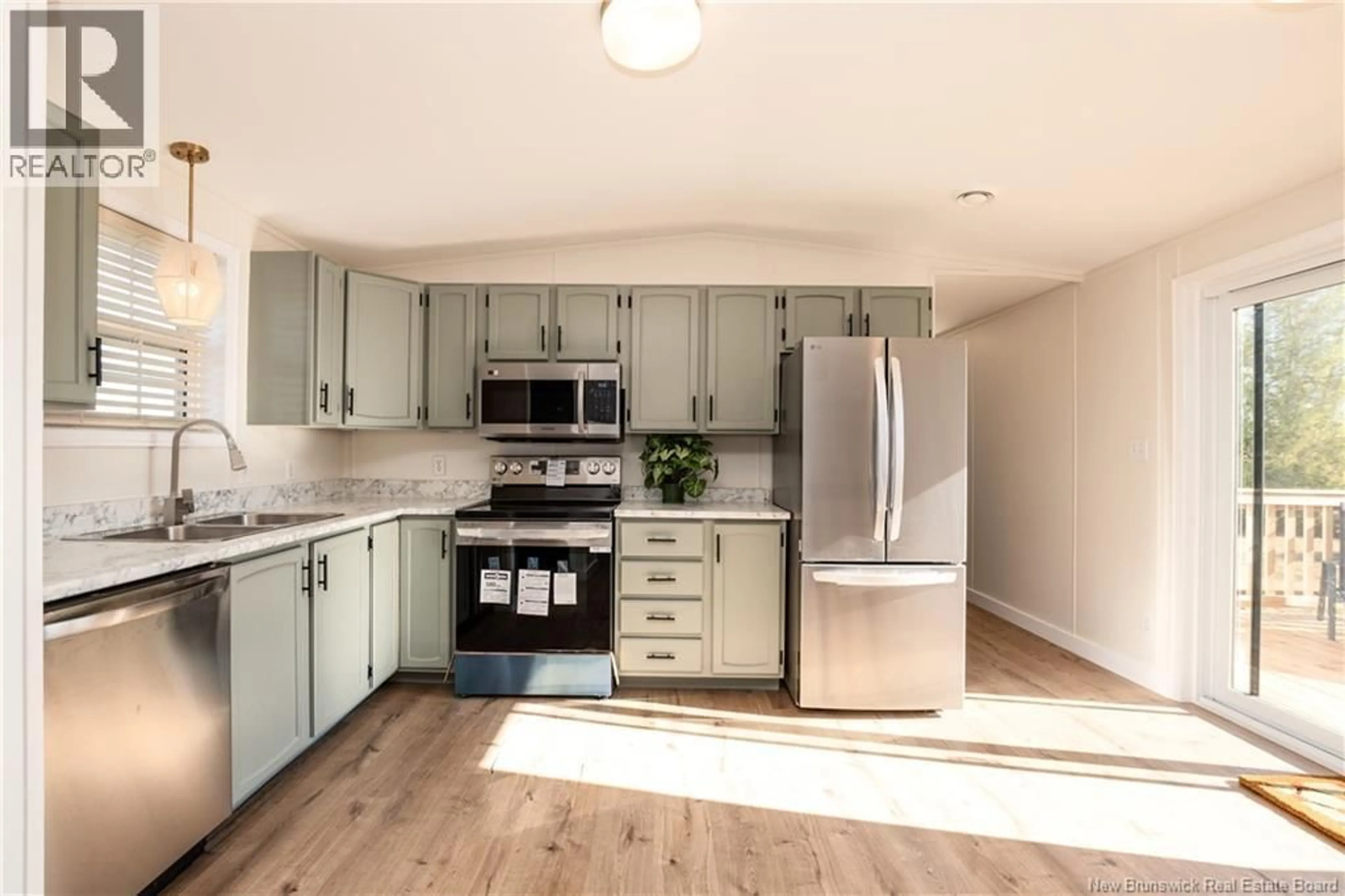 Open concept kitchen, unknown for 17 CROSS CREEK LANE, Riverview New Brunswick E1B5H9
