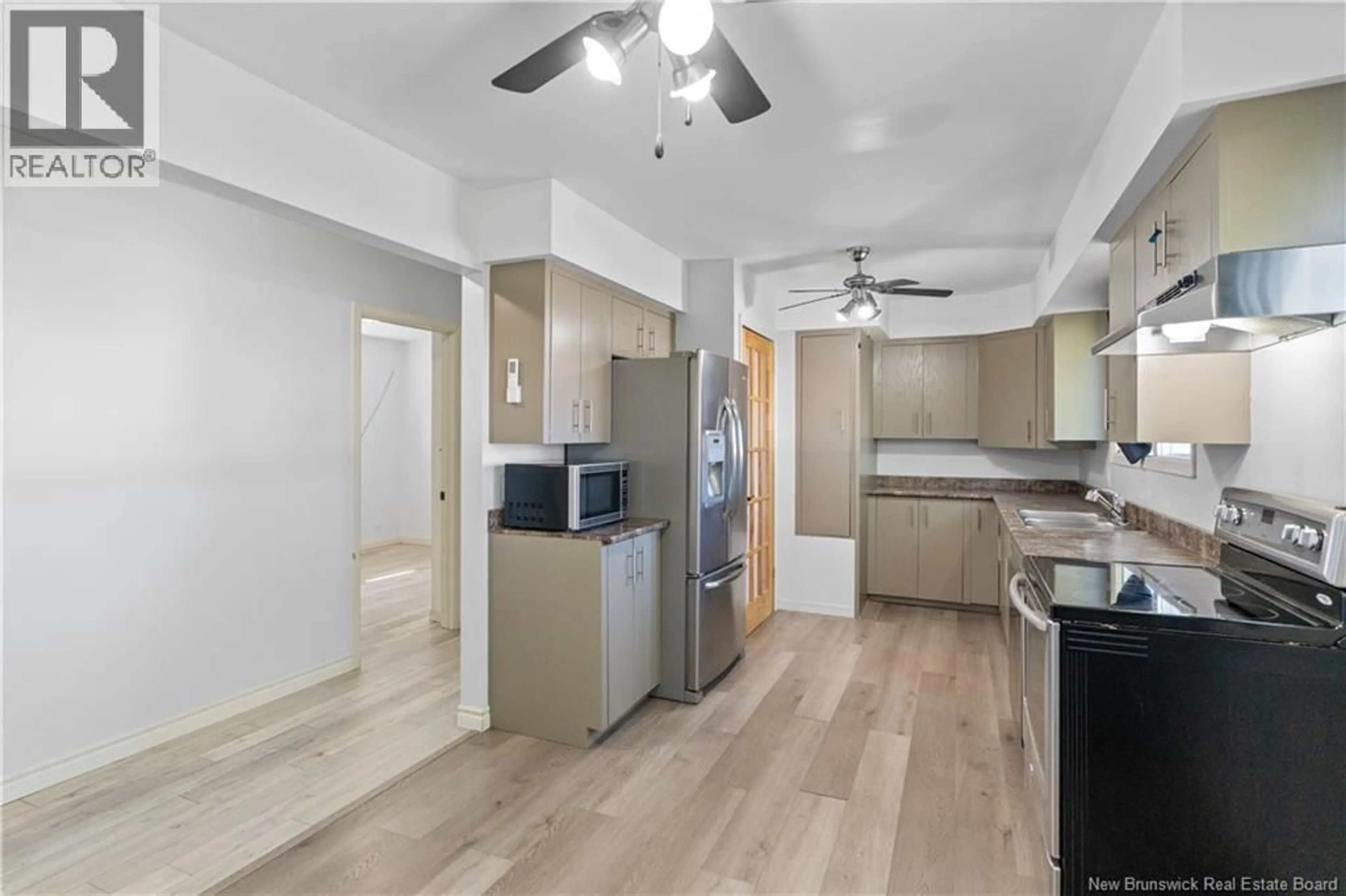 Open concept kitchen, unknown for 1235 VANIER, Bathurst New Brunswick E2A3N6