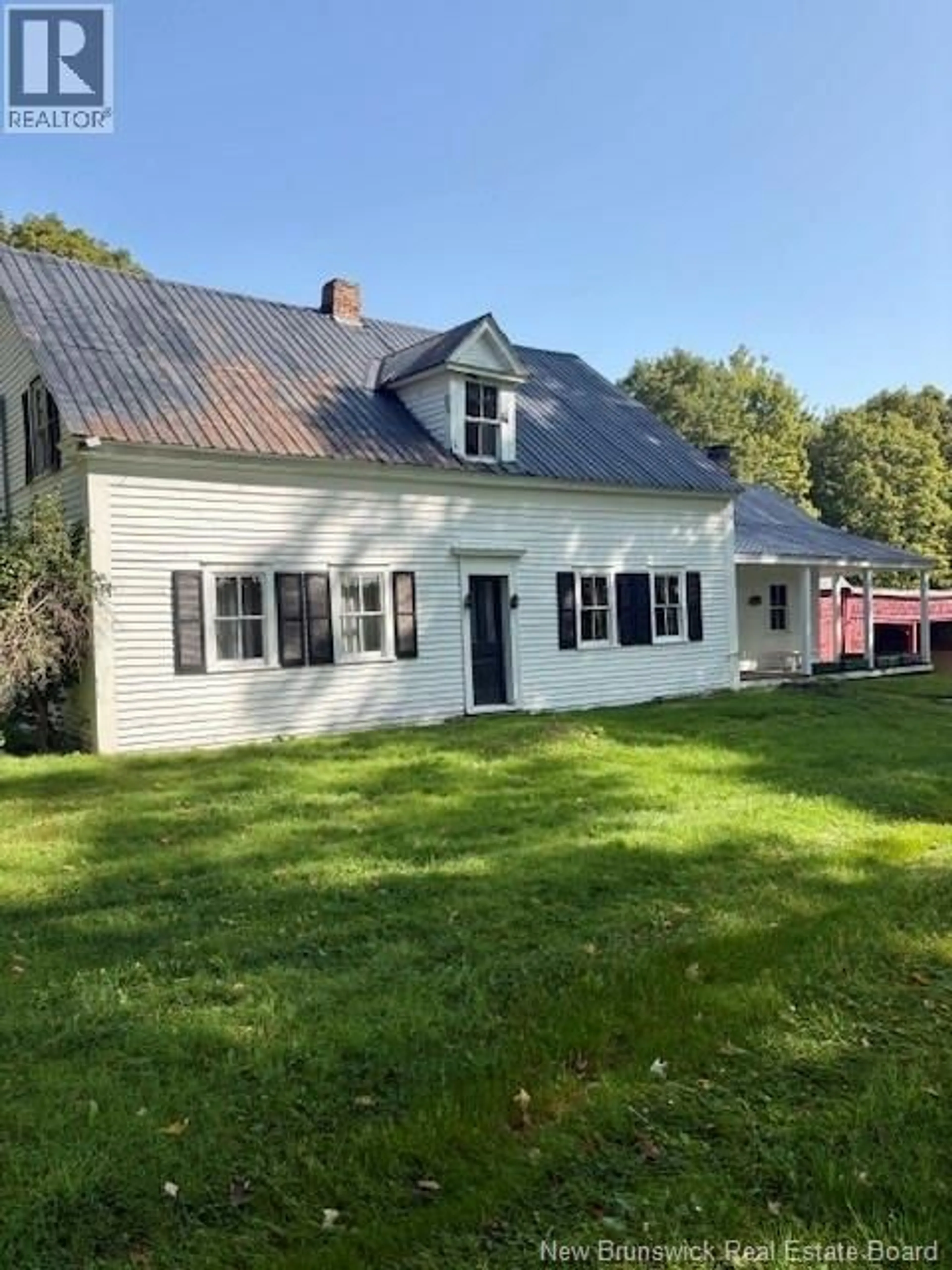A pic from outside/outdoor area/front of a property/back of a property/a pic from drone, building for 165 GREEN ROAD, Richmond New Brunswick E7N2H1
