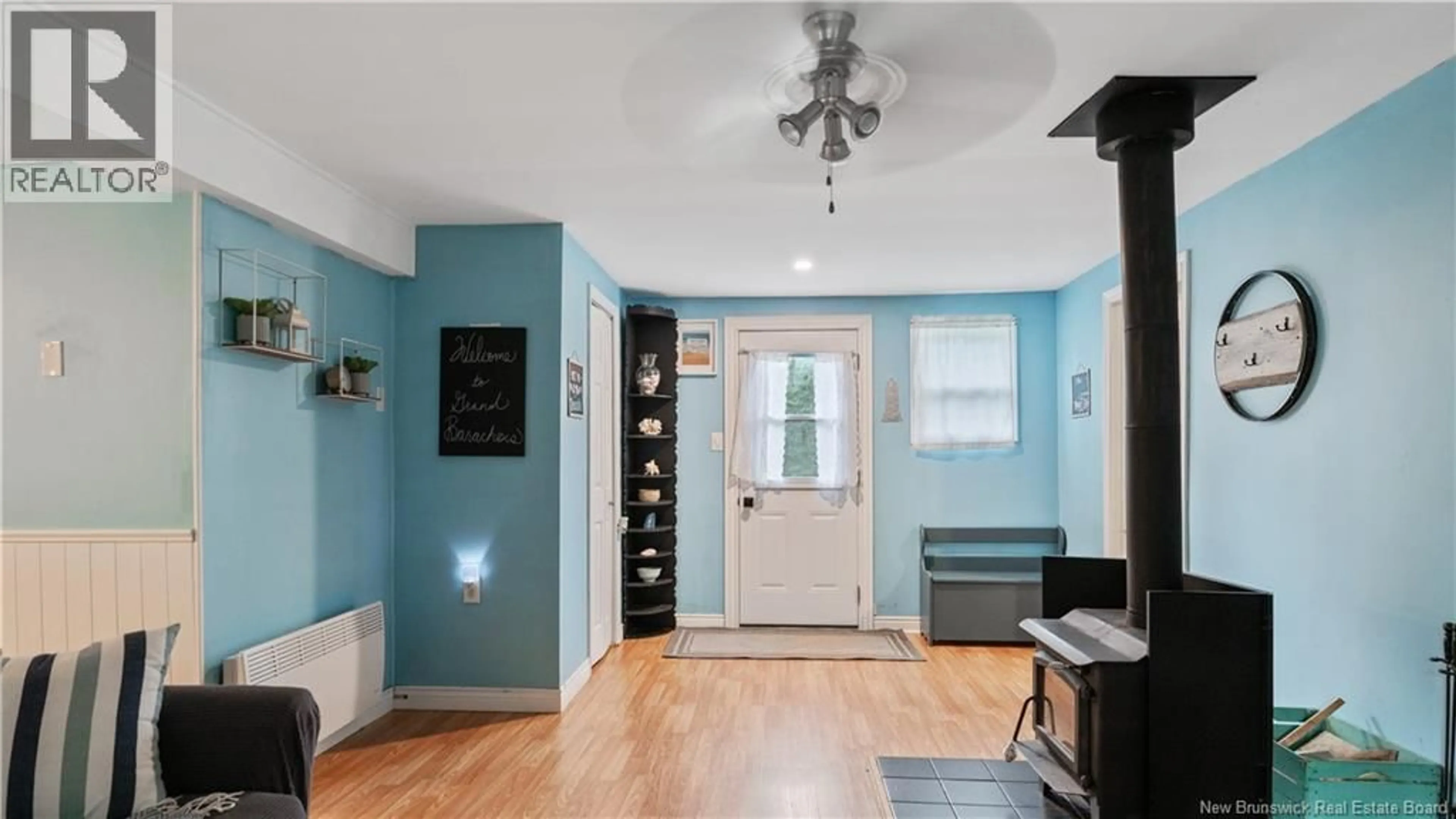 Indoor entryway for 6 STE MARIE STREET, Grand-Barachois New Brunswick E4P8N5