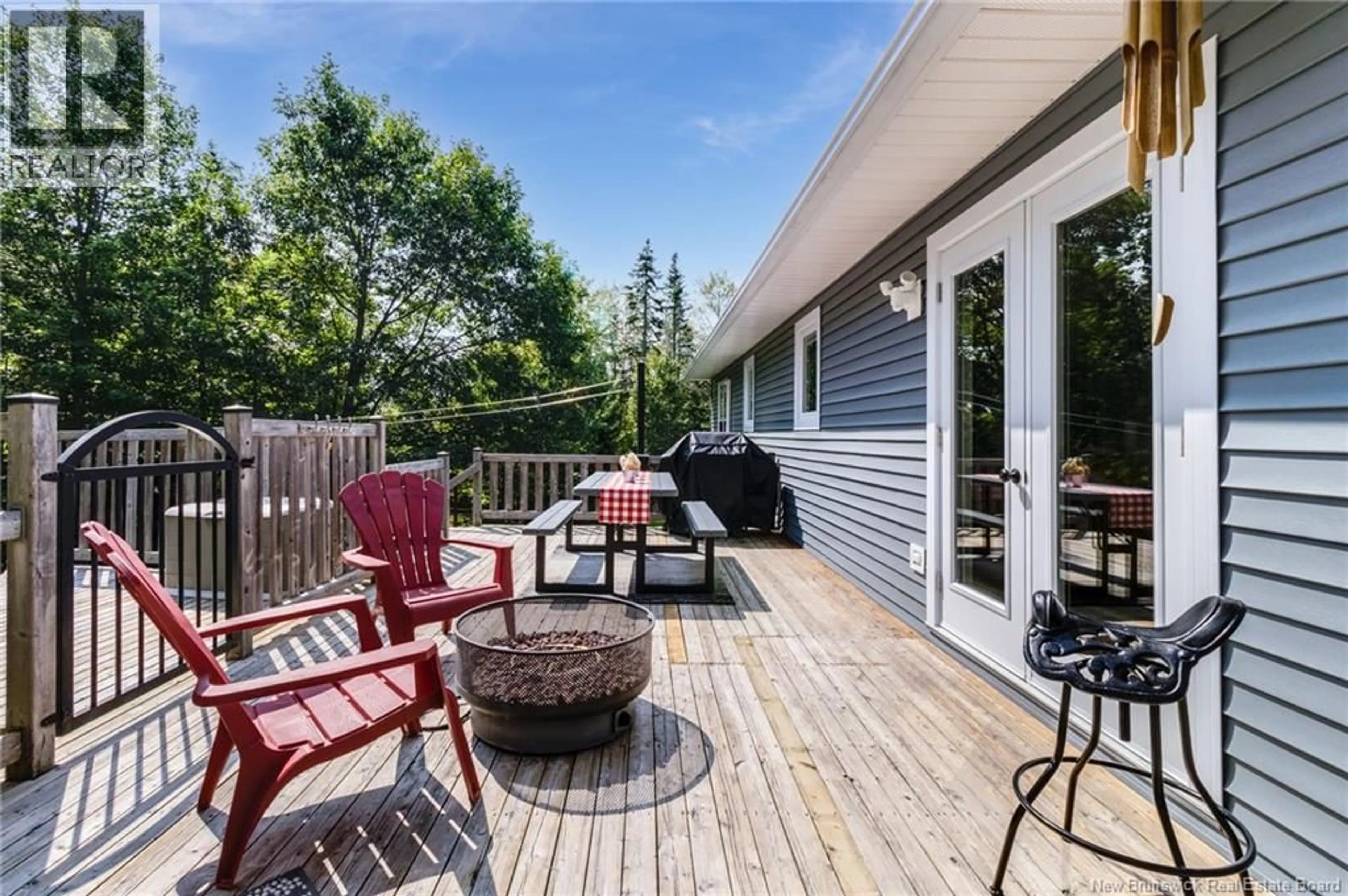 Patio, unknown for 31 ANDREW STREET, Upper Kingsclear New Brunswick E3E1T2