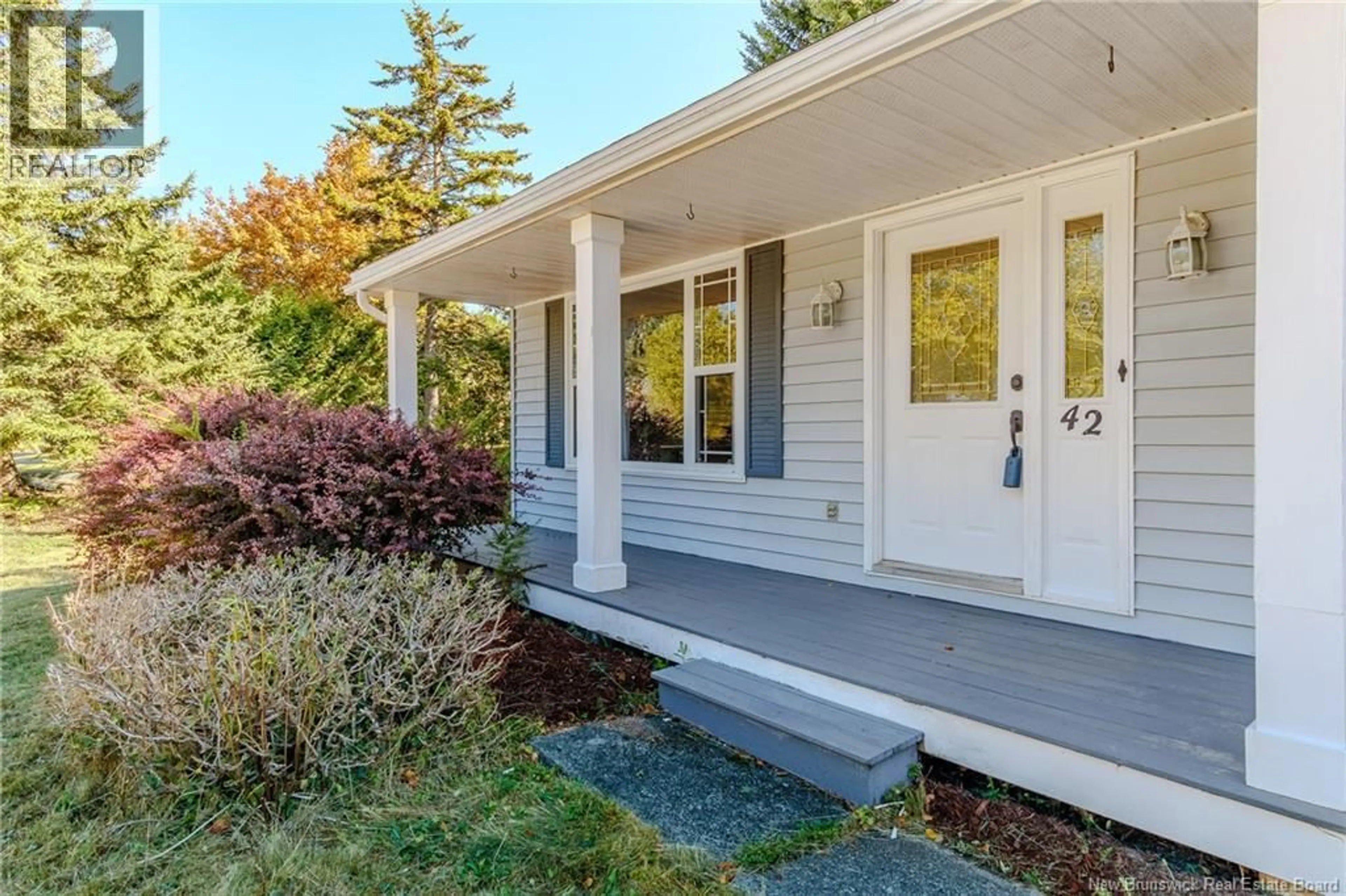 Home with vinyl exterior material, street for 42 PEAT DRIVE, Quispamsis New Brunswick E2E4R5