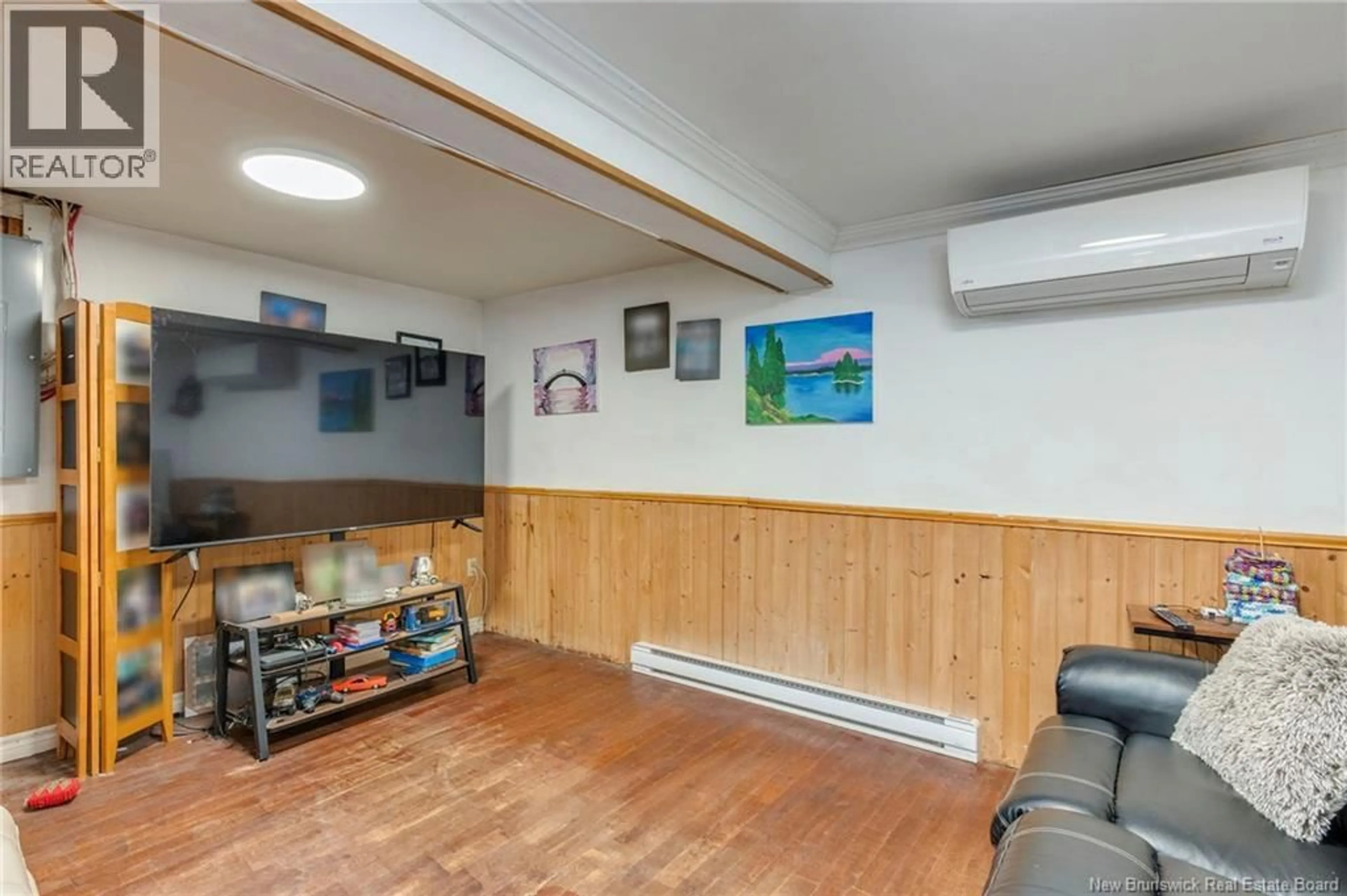 A pic of a room for 50 LINTON, Saint John New Brunswick E2M5V5