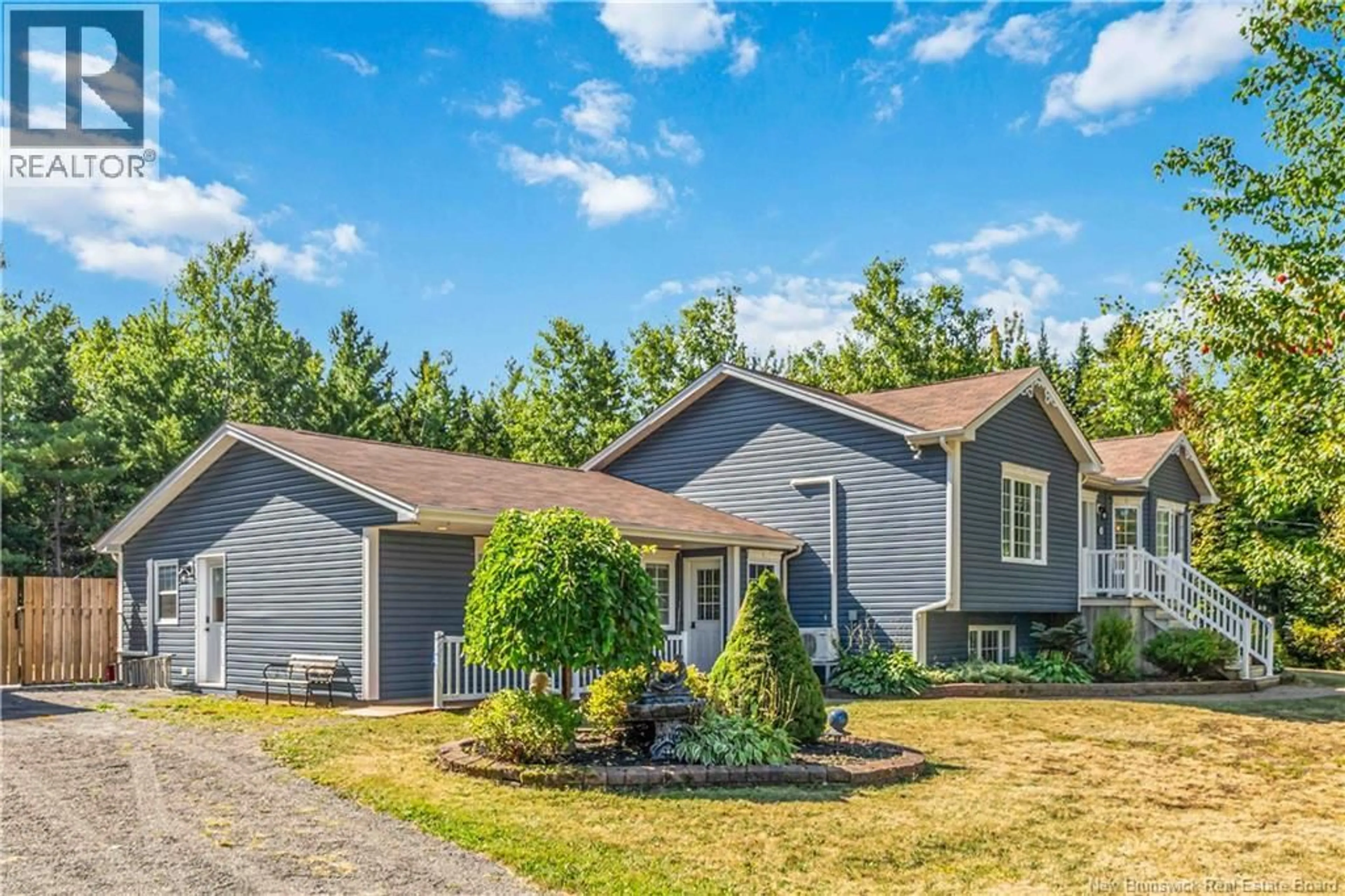 Home with vinyl exterior material, street for 71 NIAGARA ROAD, Lower Coverdale New Brunswick E1J1J1
