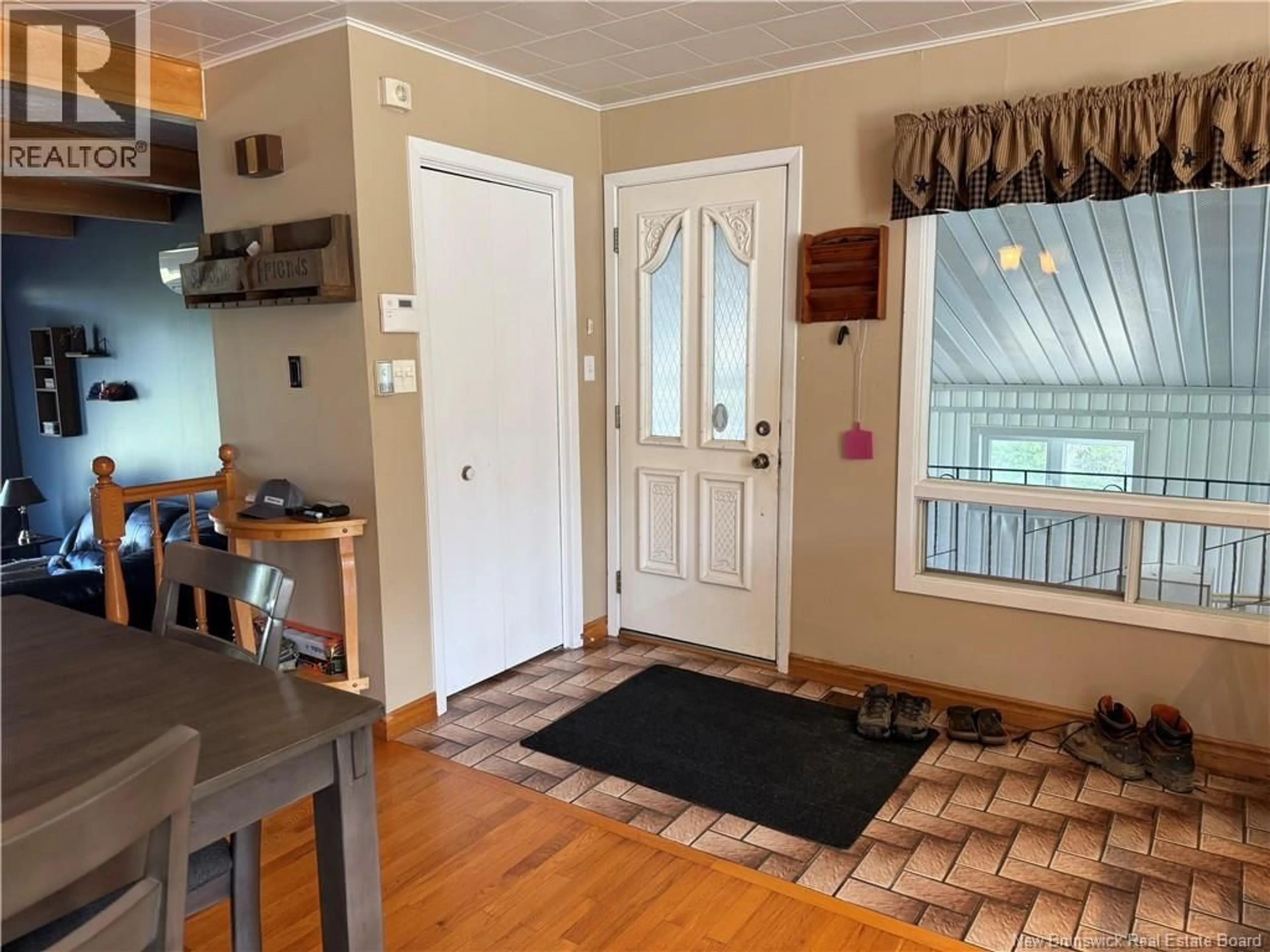 Indoor entryway for 207 CH 1IER RANG ROAD, DSL de Drummond/DSL of Drummond New Brunswick E3Y2S6