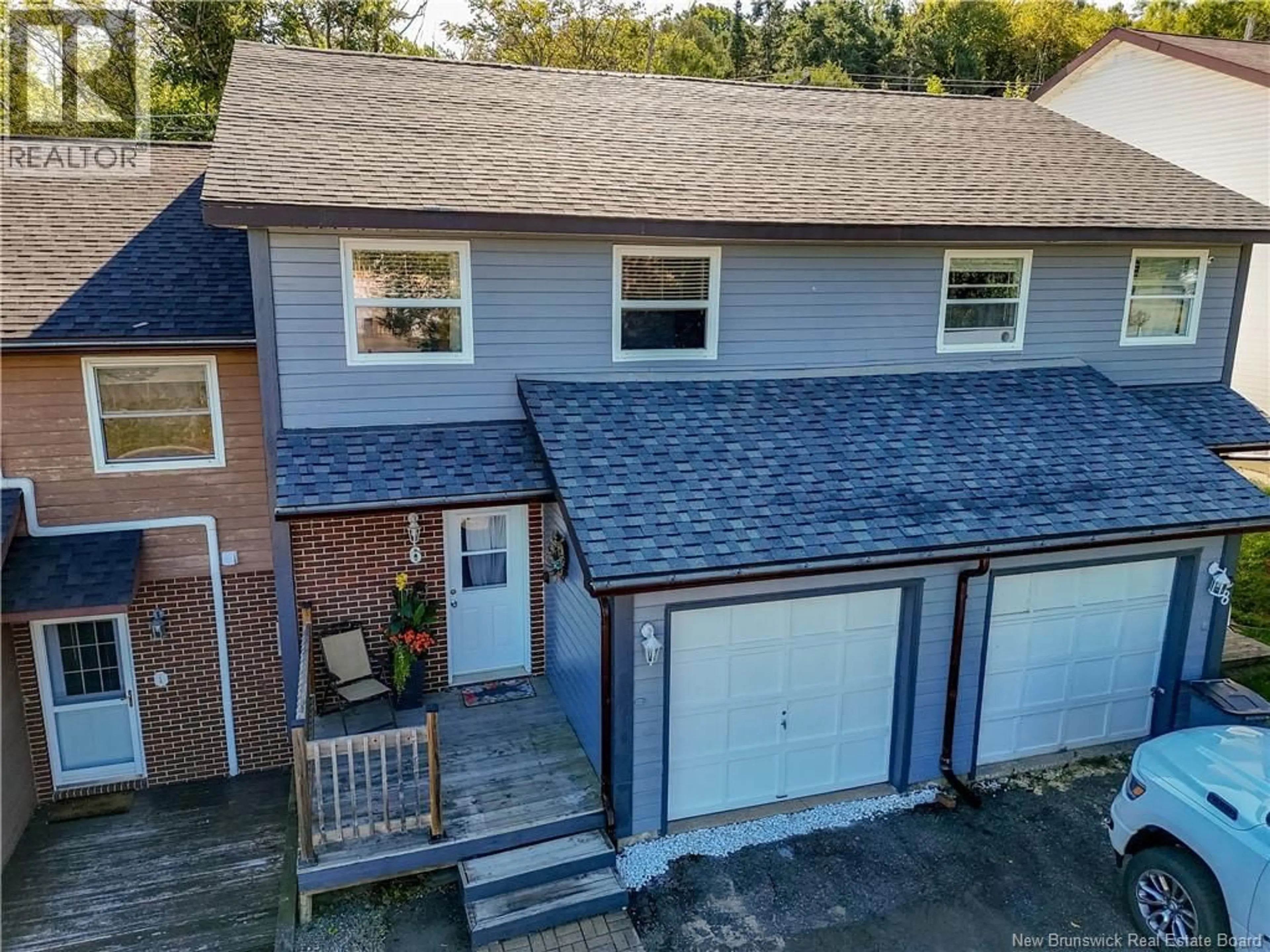 A pic from outside/outdoor area/front of a property/back of a property/a pic from drone, street for 6 ANGELVIEW COURT, Fredericton New Brunswick E3B7A8